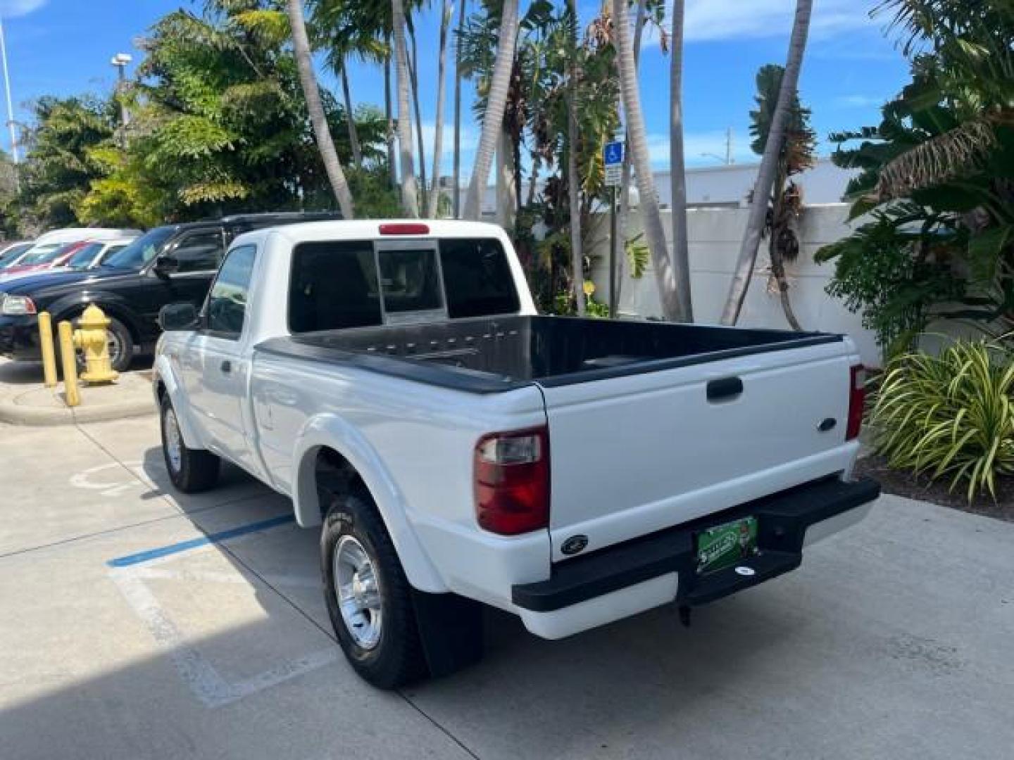 2004 Oxford White /Medium Dk Flint Ford Ranger Edge LOW MILES 89,753 (1FTYR10U14T) with an 3.0L SEFI V6 Engine engine, Automatic transmission, located at 4701 North Dixie Hwy, Pompano Beach, FL, 33064, (954) 422-2889, 26.240938, -80.123474 - OUR WEBPAGE FLORIDACARS1.COM HAS OVER 100 PHOTOS AND FREE CARFAX LINK 2004 FORD RANGER XLT ROAD READY 3.OL V6 VIN: 1FTYR10U14TA20148 NO ACCIDENTS PICKUP LOW MILES 89,753 3.0L V6 F OHV FLORIDA OWNER GASOLINE 4 SERVICE RECORDS REAR WHEEL DRIVE 6 FT BED Alloy Wheels Anti-Theft System Approach Lights Au - Photo#65