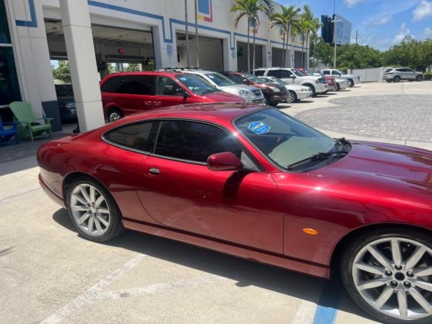 2005 Radiance /Ivory Jaguar XK8 XK8 COUPE LOW MILES 67,921 (SAJDA41C652) with an 4.2L DOHC EFI 32-Valve Aluminum Alloy V8 Engine engine, Automatic transmission, located at 4701 North Dixie Hwy, Pompano Beach, FL, 33064, (954) 422-2889, 26.240938, -80.123474 - OUR WEBPAGE FLORIDACARS1.COM HAS OVER 100 PHOTOS AND FREE CARFAX LINK 2005 JAGUAR XK-SERIES XK8 NEW $73,230 ROAD READY VIN: SAJDA41C652A41179 NO ACCIDENTS NO RECALLS COUPE FLORIDA OWNER 4.2L V8 4.2L V8 F DOHC LOW MILES 67,921 GASOLINE HEATED MIRRORS POWER HEATED LEATHER SEATS REAR WHEEL DRIVE PARKIN - Photo#70