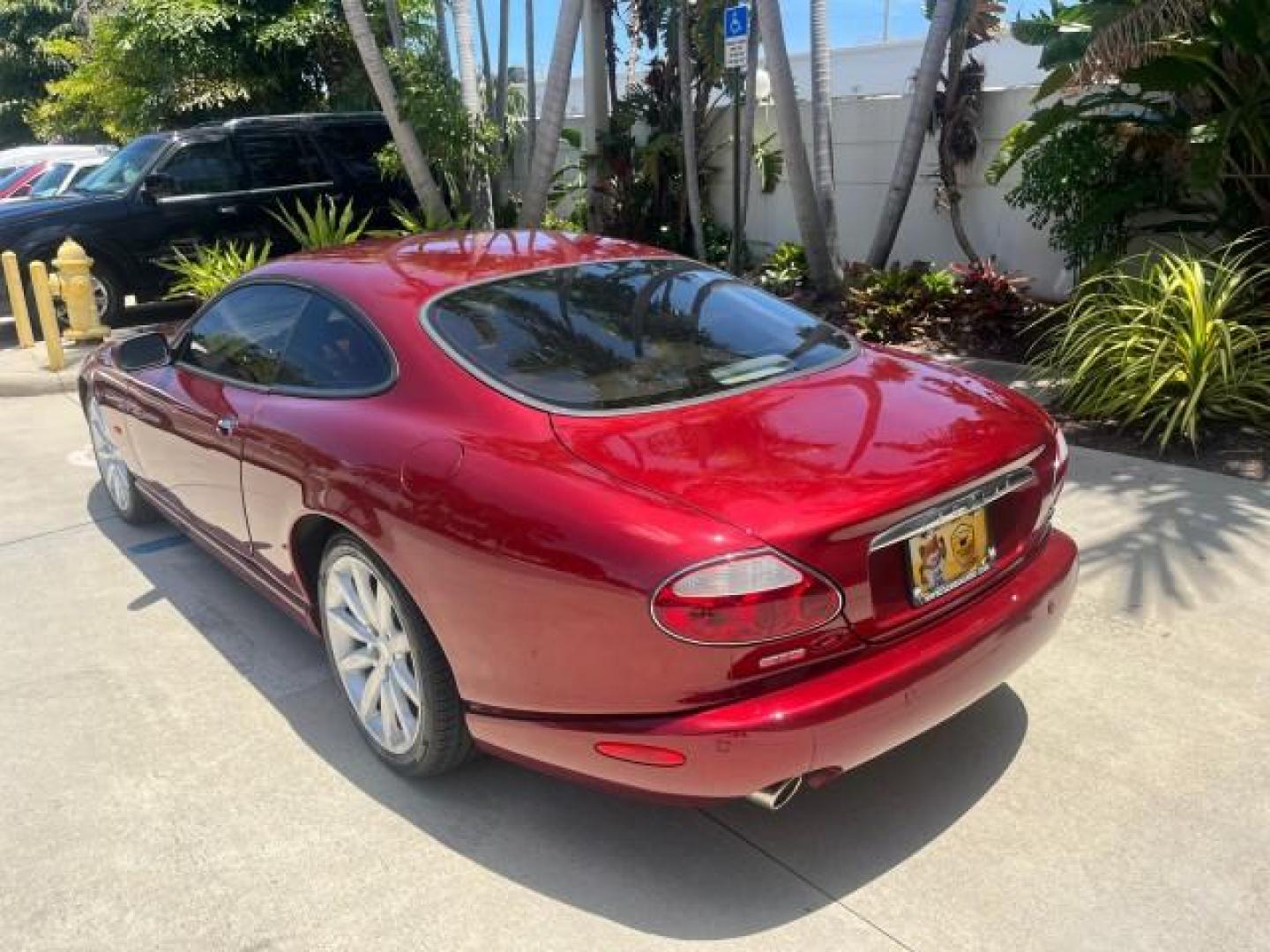 2005 Radiance /Ivory Jaguar XK8 XK8 COUPE LOW MILES 67,921 (SAJDA41C652) with an 4.2L DOHC EFI 32-Valve Aluminum Alloy V8 Engine engine, Automatic transmission, located at 4701 North Dixie Hwy, Pompano Beach, FL, 33064, (954) 422-2889, 26.240938, -80.123474 - OUR WEBPAGE FLORIDACARS1.COM HAS OVER 100 PHOTOS AND FREE CARFAX LINK 2005 JAGUAR XK-SERIES XK8 NEW $73,230 ROAD READY VIN: SAJDA41C652A41179 NO ACCIDENTS NO RECALLS COUPE FLORIDA OWNER 4.2L V8 4.2L V8 F DOHC LOW MILES 67,921 GASOLINE HEATED MIRRORS POWER HEATED LEATHER SEATS REAR WHEEL DRIVE PARKIN - Photo#73