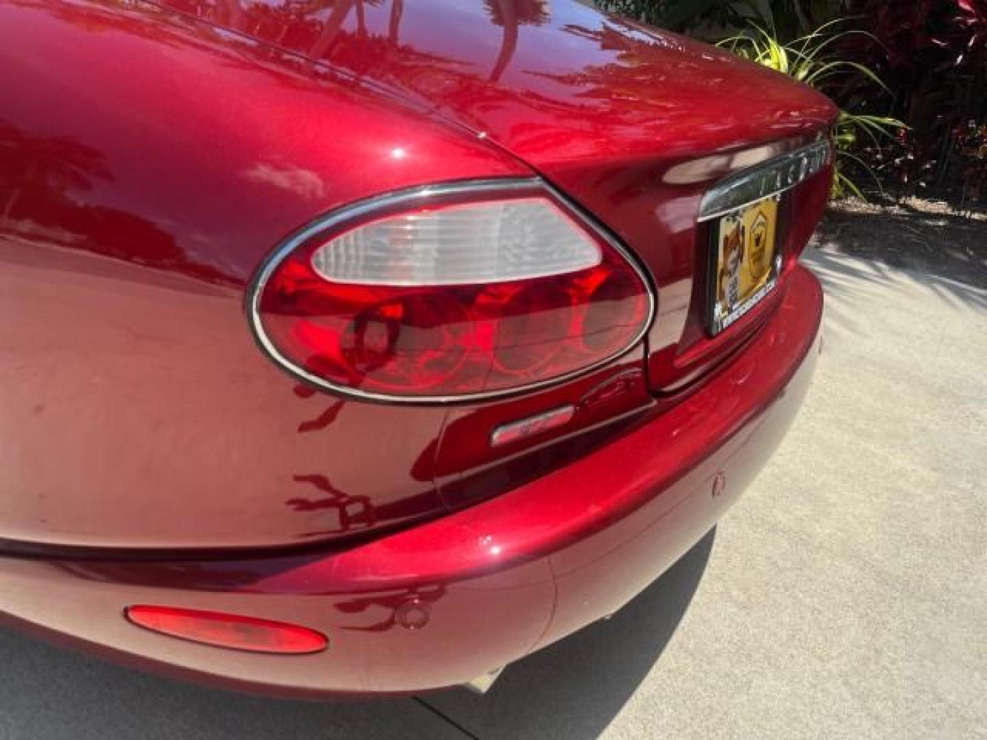 2005 Radiance /Ivory Jaguar XK8 XK8 COUPE LOW MILES 67,921 (SAJDA41C652) with an 4.2L DOHC EFI 32-Valve Aluminum Alloy V8 Engine engine, Automatic transmission, located at 4701 North Dixie Hwy, Pompano Beach, FL, 33064, (954) 422-2889, 26.240938, -80.123474 - OUR WEBPAGE FLORIDACARS1.COM HAS OVER 100 PHOTOS AND FREE CARFAX LINK 2005 JAGUAR XK-SERIES XK8 NEW $73,230 ROAD READY VIN: SAJDA41C652A41179 NO ACCIDENTS NO RECALLS COUPE FLORIDA OWNER 4.2L V8 4.2L V8 F DOHC LOW MILES 67,921 GASOLINE HEATED MIRRORS POWER HEATED LEATHER SEATS REAR WHEEL DRIVE PARKIN - Photo#87