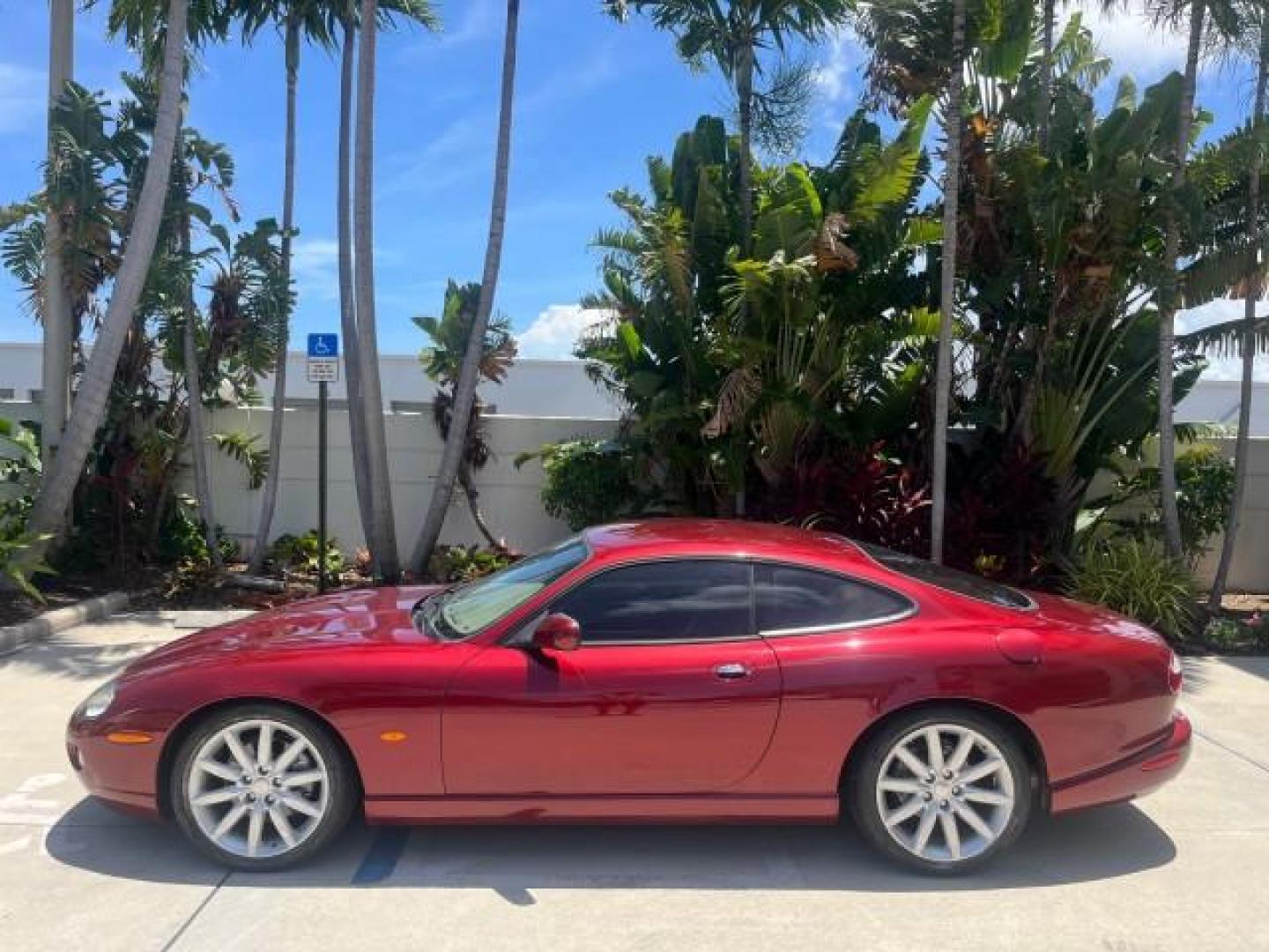 2005 Radiance /Ivory Jaguar XK8 XK8 COUPE LOW MILES 67,921 (SAJDA41C652) with an 4.2L DOHC EFI 32-Valve Aluminum Alloy V8 Engine engine, Automatic transmission, located at 4701 North Dixie Hwy, Pompano Beach, FL, 33064, (954) 422-2889, 26.240938, -80.123474 - OUR WEBPAGE FLORIDACARS1.COM HAS OVER 100 PHOTOS AND FREE CARFAX LINK 2005 JAGUAR XK-SERIES XK8 NEW $73,230 ROAD READY VIN: SAJDA41C652A41179 NO ACCIDENTS NO RECALLS COUPE FLORIDA OWNER 4.2L V8 4.2L V8 F DOHC LOW MILES 67,921 GASOLINE HEATED MIRRORS POWER HEATED LEATHER SEATS REAR WHEEL DRIVE PARKIN - Photo#90