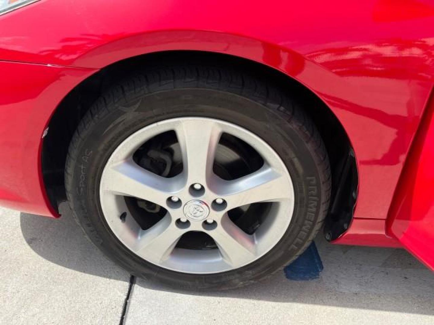 2005 Absolutely Red /Ivory Toyota Camry Solara SLE LOW MILES 30,937 (4T1FA38P95U) with an 3.3L DOHC SEFI VVT-i 24-Valve V6 Engine engine, Automatic transmission, located at 4701 North Dixie Hwy, Pompano Beach, FL, 33064, (954) 422-2889, 26.240938, -80.123474 - OUR WEBPAGE FLORIDACARS1.COM HAS OVER 100 PHOTOS AND FREE CARFAX LINK 2005 TOYOTA CAMRY SOLARA SE V6 ROAD READY 3.3L V6 VIN: 4T1FA38P95U061434 NO RECALLS 29 MPG CONVERTIBLE POWER CONVERTIBLE TOP 3.3L V6 F DOHC 24V POWER LEATHER SEATS GASOLINE FLORIDA OWNER FRONT WHEEL DRIVE LOW MILES 30,937 Alloy Wh - Photo#53