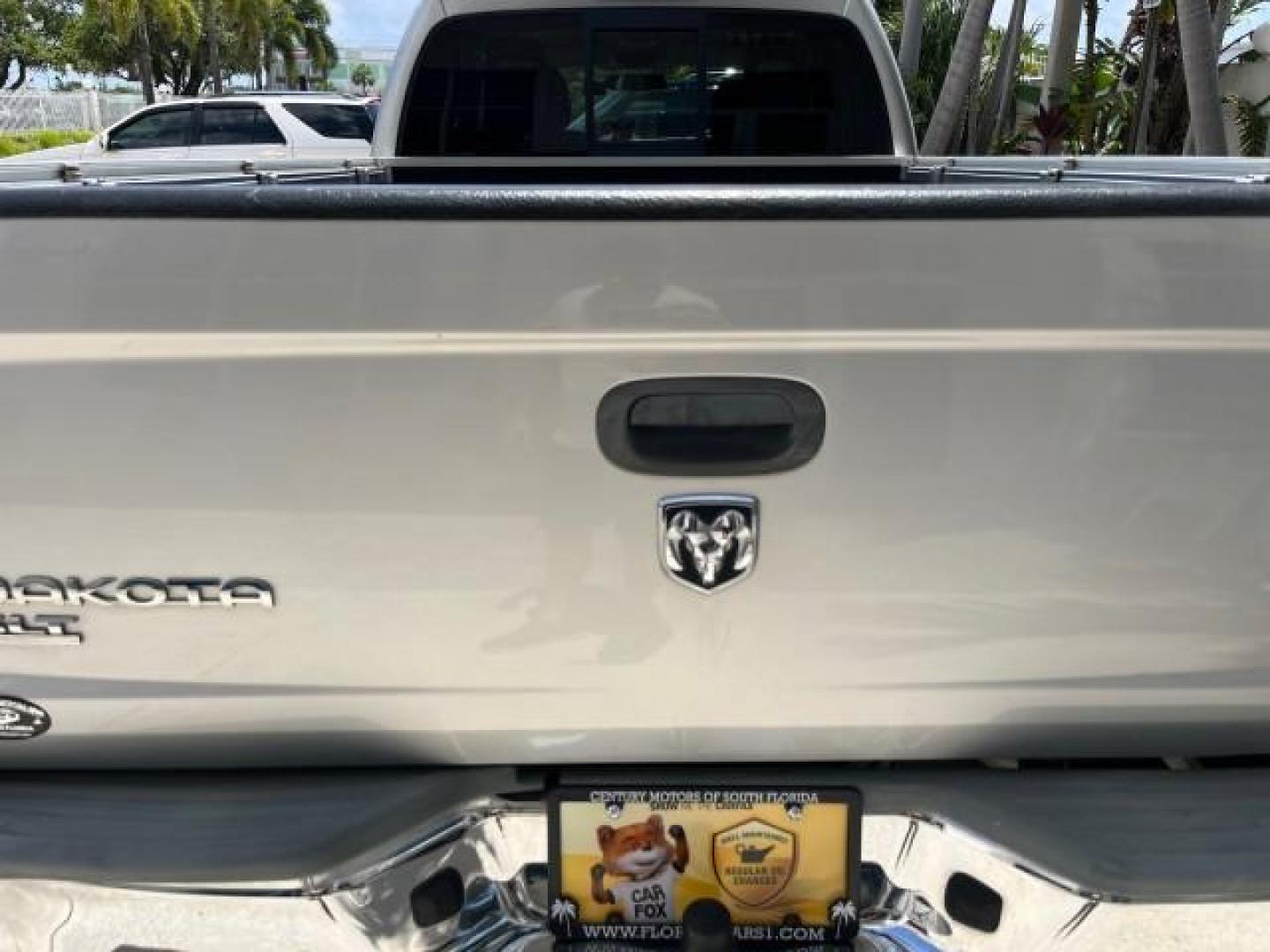 2005 Bright Silver Metallic /Med Slate Gray Dodge Dakota X CAB SLT LOW MILES 65,989 (1D7HE42KX5S) with an 3.7L V6 Magnum Engine engine, Automatic transmission, located at 4701 North Dixie Hwy, Pompano Beach, FL, 33064, (954) 422-2889, 26.240938, -80.123474 - OUR WEBPAGE FLORIDACARS1.COM HAS OVER 90 PHOTOS AND FREE CARFAX LINK 2005 DODGE DAKOTA SLT ROAD READY WORK READY VIN: 1D7HE42KX5S129990 FLORIDA OWNER 3.7L V6 CLUB CAB PICKUP LOW MILES 65,989 3.7L V6 F 6.6FT BED LENGHT GASOLINE POWER SEATS REAR WHEEL DRIVE POWER MIRRORS 6.6' Bed Length Alloy Wheels A - Photo#80