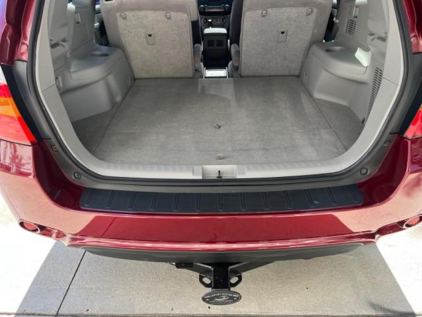 2008 Salsa Red Pearl /Ash Toyota Highlander 1 FL LOW MILES 86,628 (JTEDS41A582) with an 3.5L DOHC 24-Valve VVT-i V6 Engine engine, Automatic transmission, located at 4701 North Dixie Hwy, Pompano Beach, FL, 33064, (954) 422-2889, 26.240938, -80.123474 - OUR WEBPAGE FLORIDACARS1.COM HAS OVER 100 PHOTOS AND FREE CARFAX LINK 2008 TOYOTA HIGHLANDER ROAD READY 3.5L V6 VIN: JTEDS41A582024543 LOW MILES 82,628 4 DOOR WAGON/SPORT UTILITY NO RECALLS 3.5L V6 F DOHC 24V 1 OWNER FLORIDA GASOLINE 27 SERVICE RECORDS FRONT WHEEL DRIVE POWER MIRRORS Active Head Res - Photo#66