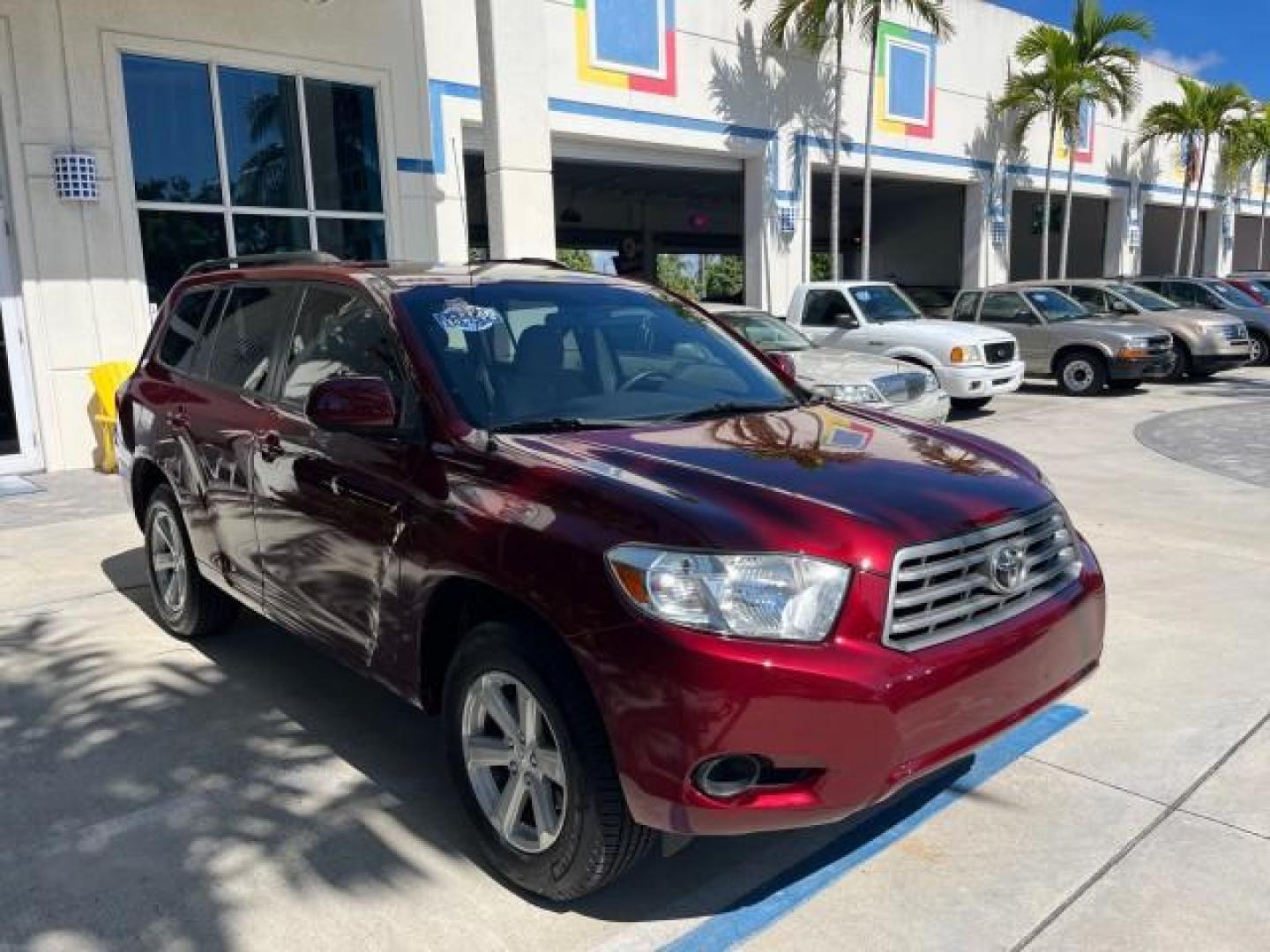 2008 Salsa Red Pearl /Ash Toyota Highlander 1 FL LOW MILES 86,628 (JTEDS41A582) with an 3.5L DOHC 24-Valve VVT-i V6 Engine engine, Automatic transmission, located at 4701 North Dixie Hwy, Pompano Beach, FL, 33064, (954) 422-2889, 26.240938, -80.123474 - OUR WEBPAGE FLORIDACARS1.COM HAS OVER 100 PHOTOS AND FREE CARFAX LINK 2008 TOYOTA HIGHLANDER ROAD READY 3.5L V6 VIN: JTEDS41A582024543 LOW MILES 82,628 4 DOOR WAGON/SPORT UTILITY NO RECALLS 3.5L V6 F DOHC 24V 1 OWNER FLORIDA GASOLINE 27 SERVICE RECORDS FRONT WHEEL DRIVE POWER MIRRORS Active Head Res - Photo#82