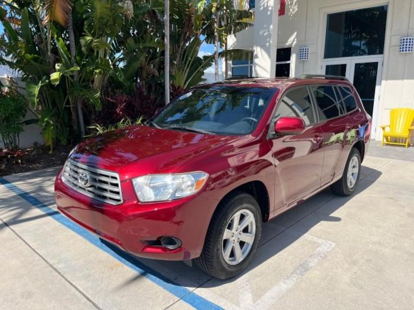 2008 Salsa Red Pearl /Ash Toyota Highlander 1 FL LOW MILES 86,628 (JTEDS41A582) with an 3.5L DOHC 24-Valve VVT-i V6 Engine engine, Automatic transmission, located at 4701 North Dixie Hwy, Pompano Beach, FL, 33064, (954) 422-2889, 26.240938, -80.123474 - OUR WEBPAGE FLORIDACARS1.COM HAS OVER 100 PHOTOS AND FREE CARFAX LINK 2008 TOYOTA HIGHLANDER ROAD READY 3.5L V6 VIN: JTEDS41A582024543 LOW MILES 82,628 4 DOOR WAGON/SPORT UTILITY NO RECALLS 3.5L V6 F DOHC 24V 1 OWNER FLORIDA GASOLINE 27 SERVICE RECORDS FRONT WHEEL DRIVE POWER MIRRORS Active Head Res - Photo#83