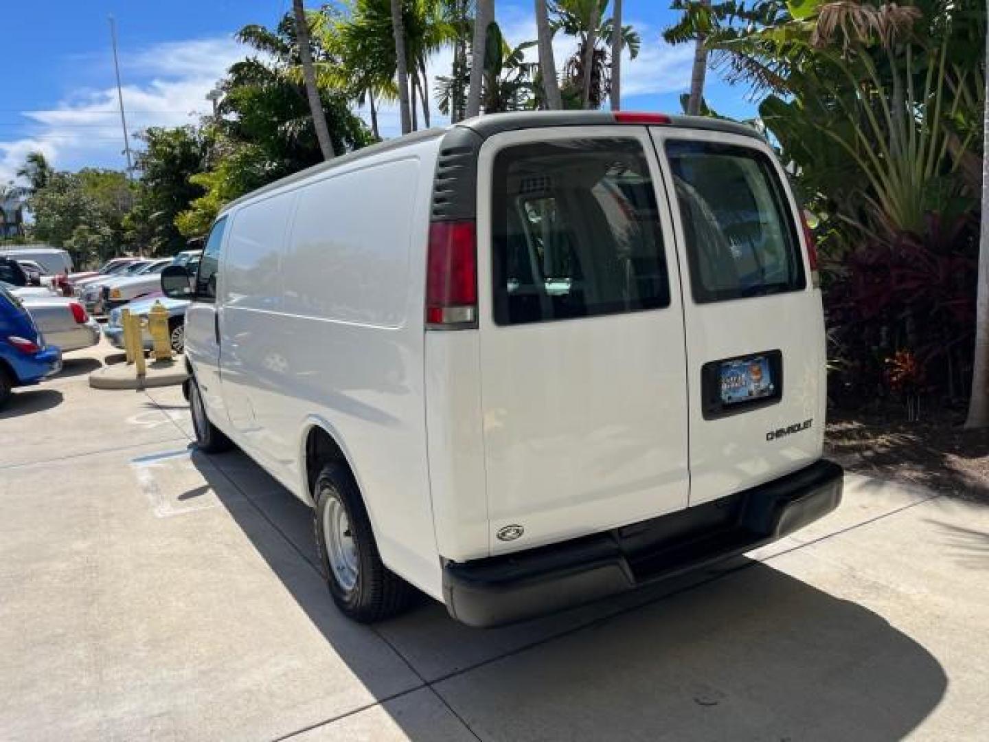 2002 Summit White /Neutral Chevrolet Express Cargo Van 1 FL LOW MILES 68,522 (1GCFG15W421) with an 4.3L Vortec 4300 SFI V6 Engine engine, Automatic transmission, located at 4701 North Dixie Hwy, Pompano Beach, FL, 33064, (954) 422-2889, 26.240938, -80.123474 - OUR WEBPAGE FLORIDACARS1.COM HAS OVER 100 PHOTOS AND FREE CARFAX LINK 2002 CHEVROLET EXPRESS 1500 ROAD READY WORK READY VIN: 1GCFG15W421135875 NO ACCIDENTS NO RECALLS VAN 1 OWNER FLORIDA 4.3L V6 F OHV 12V LOW MILES 68,522 GASOLINE 16 SERVICE RECORDS REAR WHEEL DRIVE 4.3L V6 Anti-Theft System Front B - Photo#85