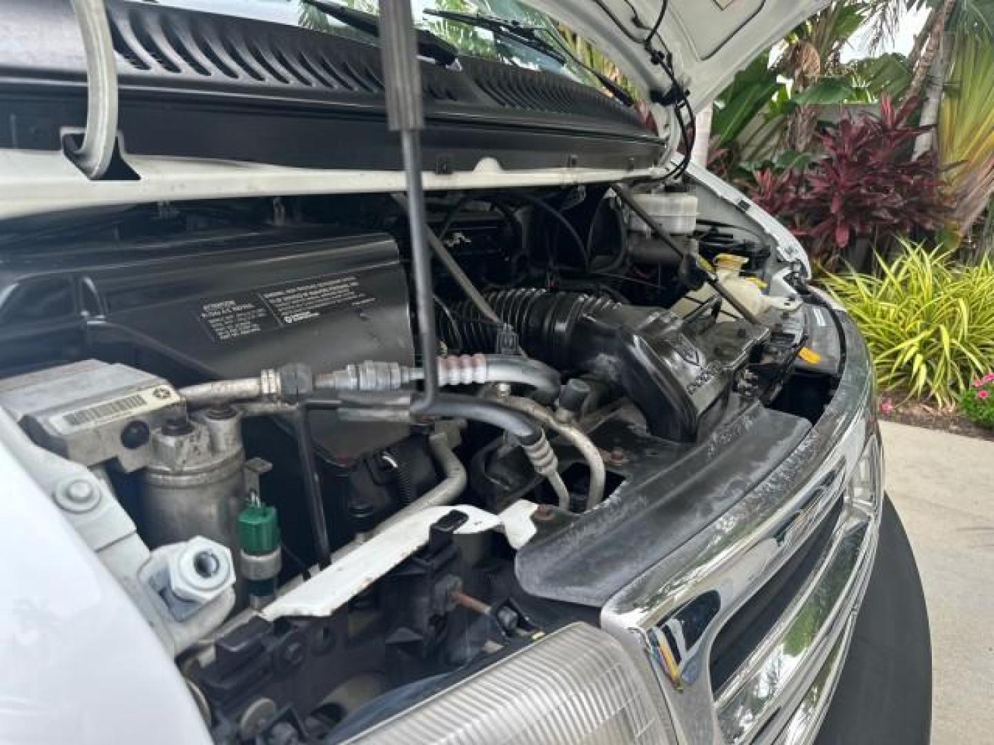 2000 Bright White /Mist Gray Dodge Ram Van HI TOP Conversion (2B6HB11YXYK) with an 5.2L MPI V8 Magnum Engine engine, Automatic transmission, located at 4701 North Dixie Hwy, Pompano Beach, FL, 33064, (954) 422-2889, 26.240938, -80.123474 - OUR WEBPAGE FLORIDACARS1.COM HAS OVER 100 PHOTOS AND FREE CARFAX LINK 2000 DODGE RAM VAN B1500 1 OWNER CALIFORNIA TITLE OWNED SALT FREE HARD TO FIND IN THIS CONDITION CALIFORNIA STAR CUSTOM VAN VIN: 2B6HB11YXYK110186 VAN 5.2L V8 F OHV 16V GASOLINE REAR WHEEL DRIVE Leather Seats Rear Air Conditioning - Photo#85