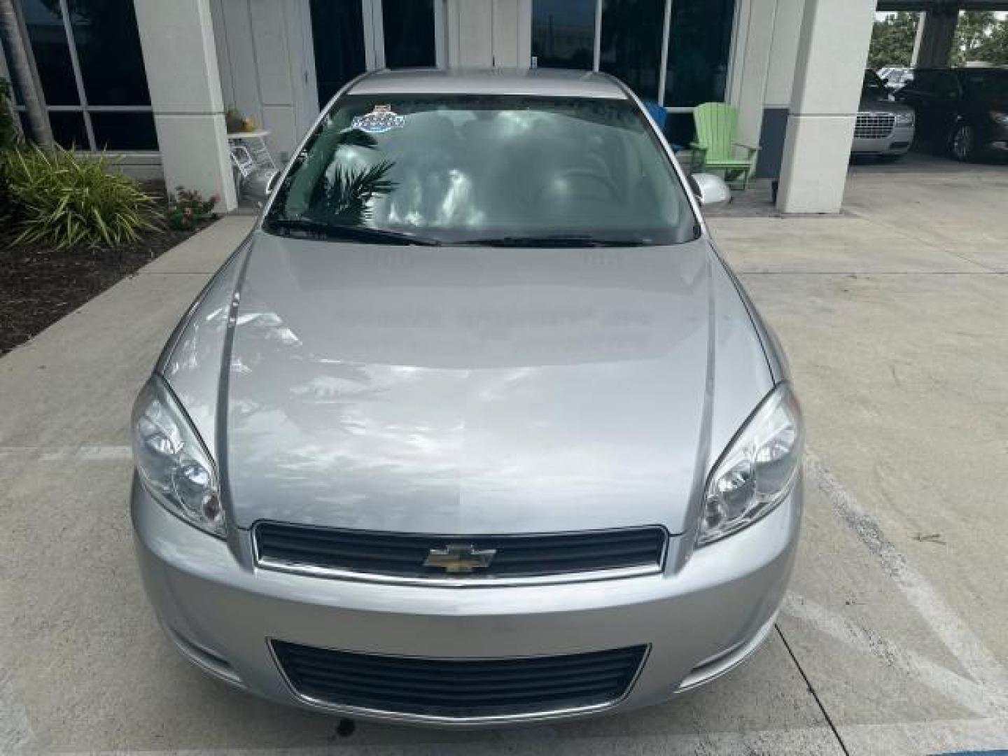 2006 Silverstone Metallic /Gray Chevrolet Impala 1 FL LOW MILES 65,,044 LT 3.5L (2G1WT58K569) with an 3.5L 3500 V6 SFI Flex-Fuel Engine engine, Automatic transmission, located at 4701 North Dixie Hwy, Pompano Beach, FL, 33064, (954) 422-2889, 26.240938, -80.123474 - OUR WEBPAGE FLORIDACARS1.COM HAS OVER 85 PHOTOS AND FREE CARFAX LINK 2006 CHEVROLET IMPALA LT NO RECALLS VIN: 2G1WT58K569122185 2 G 1 W T 5 8 K 5 6 9 1 2 2 1 8 5 SEDAN 4 DR 3.5L V6 F FLEX FUEL FRONT WHEEL DRIVE THIS IS ONE OF THE NICEST CHEVY WE HAVE EVER LISTED RETIREE FLORIDA TITLE THIS IS THE LOW - Photo#44