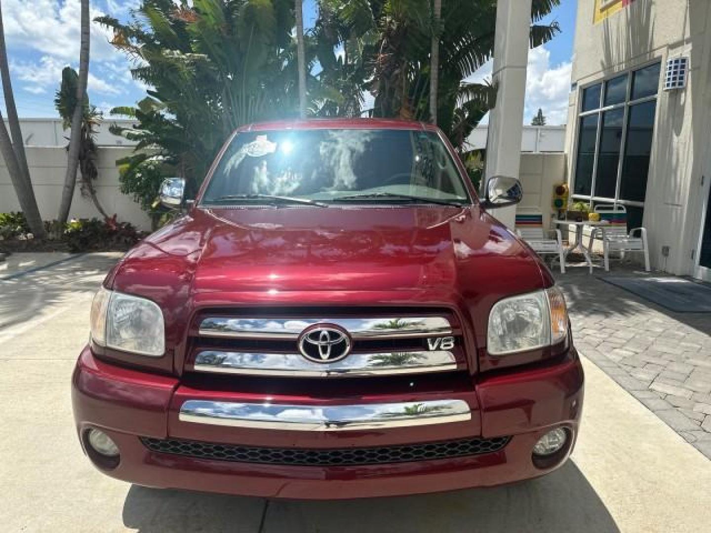 2006 Salsa Red Pearl /Taupe Toyota Tundra SR5 4WD 4 DR LOW MILES 36,414 (5TBBT44176S) with an 4.7L DOHC SEFI 32-Valve i-Force V8 Engine engine, Automatic transmission, located at 4701 North Dixie Hwy, Pompano Beach, FL, 33064, (954) 422-2889, 26.240938, -80.123474 - OUR WEBPAGE FLORIDACARS1.COM HAS OVER 100 PHOTOS AND FREE CARFAX LINK 2006 TOYOTA TUNDRA SR5 NO RECALLS VIN: 5TBBT44176S475847 5 T B B T 4 4 1 7 6 S 4 7 5 8 4 7 4 DOOR EXTENDED CAB PICKUP 4.7L V8 F DOHC 32V THE BEST ENGINE YOU WILL GO 300 ,000 MILES PLUS THE NEW ONES THE LAST 2 YEARS ENGINES BLOW UP - Photo#32