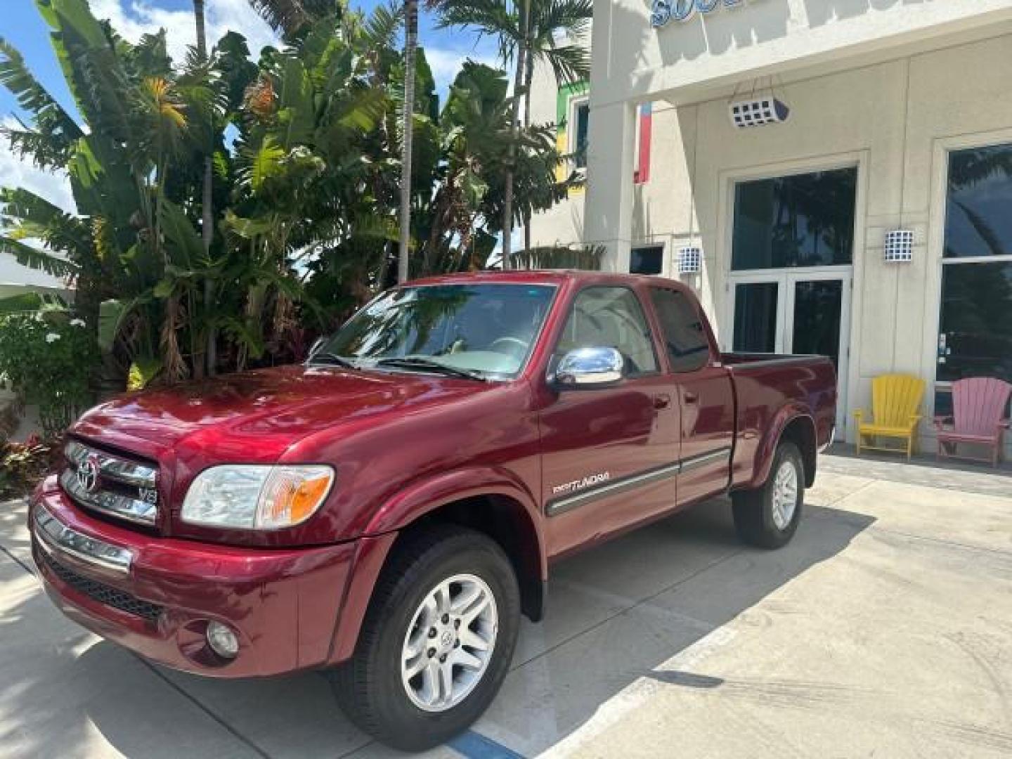 2006 Salsa Red Pearl /Taupe Toyota Tundra SR5 4WD 4 DR LOW MILES 36,414 (5TBBT44176S) with an 4.7L DOHC SEFI 32-Valve i-Force V8 Engine engine, Automatic transmission, located at 4701 North Dixie Hwy, Pompano Beach, FL, 33064, (954) 422-2889, 26.240938, -80.123474 - OUR WEBPAGE FLORIDACARS1.COM HAS OVER 100 PHOTOS AND FREE CARFAX LINK 2006 TOYOTA TUNDRA SR5 NO RECALLS VIN: 5TBBT44176S475847 5 T B B T 4 4 1 7 6 S 4 7 5 8 4 7 4 DOOR EXTENDED CAB PICKUP 4.7L V8 F DOHC 32V THE BEST ENGINE YOU WILL GO 300 ,000 MILES PLUS THE NEW ONES THE LAST 2 YEARS ENGINES BLOW UP - Photo#39