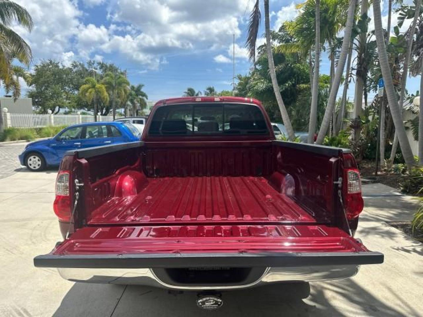 2006 Salsa Red Pearl /Taupe Toyota Tundra SR5 4WD 4 DR LOW MILES 36,414 (5TBBT44176S) with an 4.7L DOHC SEFI 32-Valve i-Force V8 Engine engine, Automatic transmission, located at 4701 North Dixie Hwy, Pompano Beach, FL, 33064, (954) 422-2889, 26.240938, -80.123474 - OUR WEBPAGE FLORIDACARS1.COM HAS OVER 100 PHOTOS AND FREE CARFAX LINK 2006 TOYOTA TUNDRA SR5 NO RECALLS VIN: 5TBBT44176S475847 5 T B B T 4 4 1 7 6 S 4 7 5 8 4 7 4 DOOR EXTENDED CAB PICKUP 4.7L V8 F DOHC 32V THE BEST ENGINE YOU WILL GO 300 ,000 MILES PLUS THE NEW ONES THE LAST 2 YEARS ENGINES BLOW UP - Photo#47