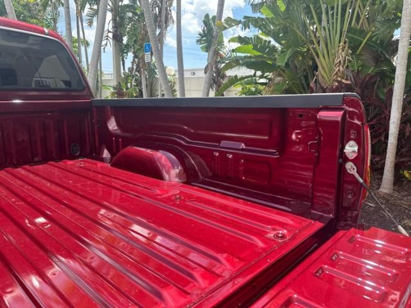 2006 Salsa Red Pearl /Taupe Toyota Tundra SR5 4WD 4 DR LOW MILES 36,414 (5TBBT44176S) with an 4.7L DOHC SEFI 32-Valve i-Force V8 Engine engine, Automatic transmission, located at 4701 North Dixie Hwy, Pompano Beach, FL, 33064, (954) 422-2889, 26.240938, -80.123474 - OUR WEBPAGE FLORIDACARS1.COM HAS OVER 100 PHOTOS AND FREE CARFAX LINK 2006 TOYOTA TUNDRA SR5 NO RECALLS VIN: 5TBBT44176S475847 5 T B B T 4 4 1 7 6 S 4 7 5 8 4 7 4 DOOR EXTENDED CAB PICKUP 4.7L V8 F DOHC 32V THE BEST ENGINE YOU WILL GO 300 ,000 MILES PLUS THE NEW ONES THE LAST 2 YEARS ENGINES BLOW UP - Photo#49