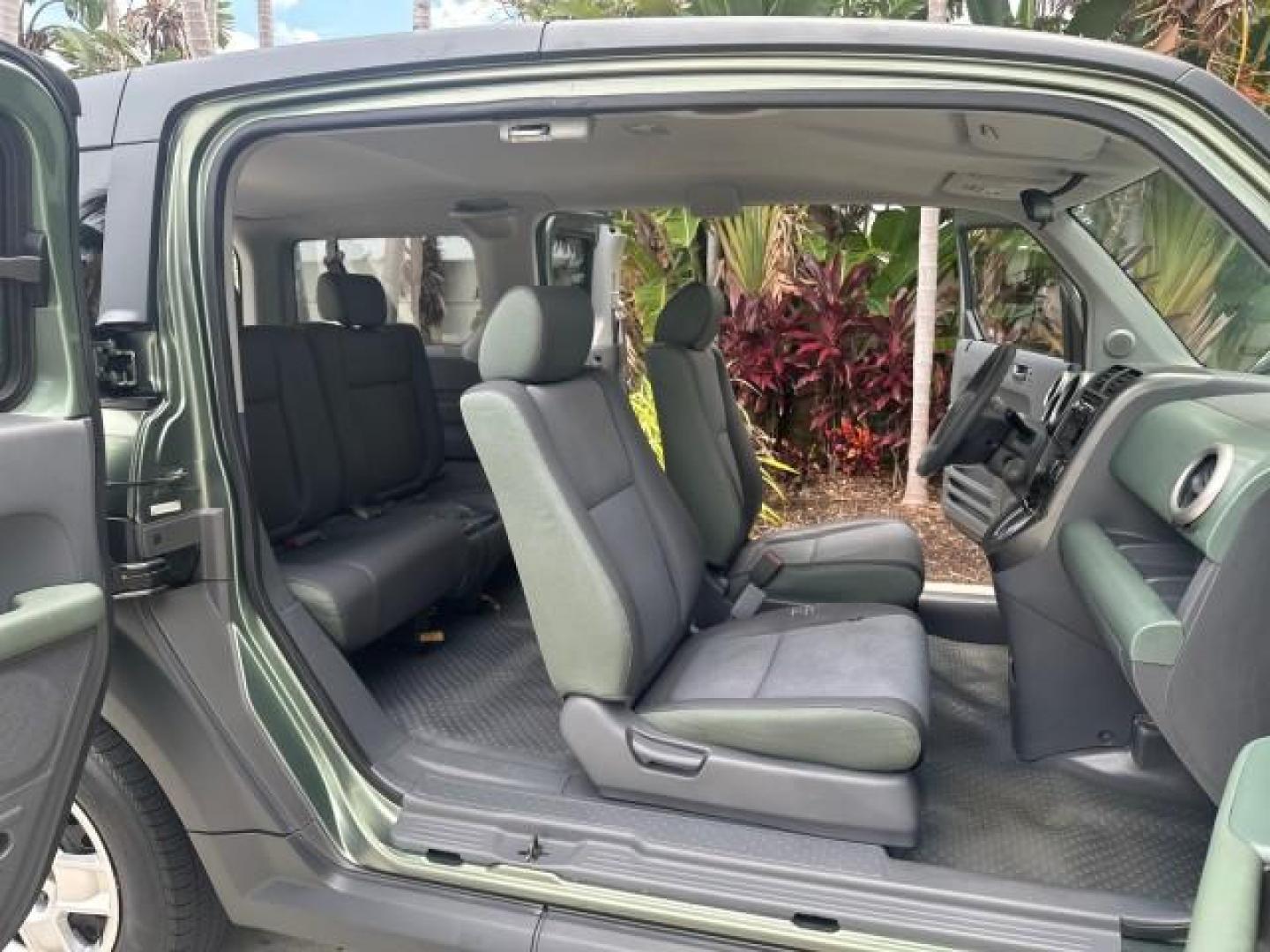 2005 Galapogos Green Metallic /Gray/Green Honda Element LX 1 FL 18 SERVICES (5J6YH18315L) with an 2.4L DOHC MPFI 16-Valve i-VTEC I4 Engine engine, Automatic transmission, located at 4701 North Dixie Hwy, Pompano Beach, FL, 33064, (954) 422-2889, 26.240938, -80.123474 - OUR WEBPAGE FLORIDACARS1.COM HAS OVER 100 PHOTOS AND FREE CARFAX LINK 2005 HONDA ELEMENT LX VIN: 5J6YH18315L000038 5 J 6 Y H 1 8 3 1 5 L 0 0 0 0 3 8 4 DOOR WAGON/SPORT UTILITY 2.4L I4 F DOHC 16V GASOLINE FRONT WHEEL DRIVE THIS IS ONE OF THE NICEST HONDA S WE HAVE EVER LISTED RETIREE 1 OWNER FLORIDA - Photo#12