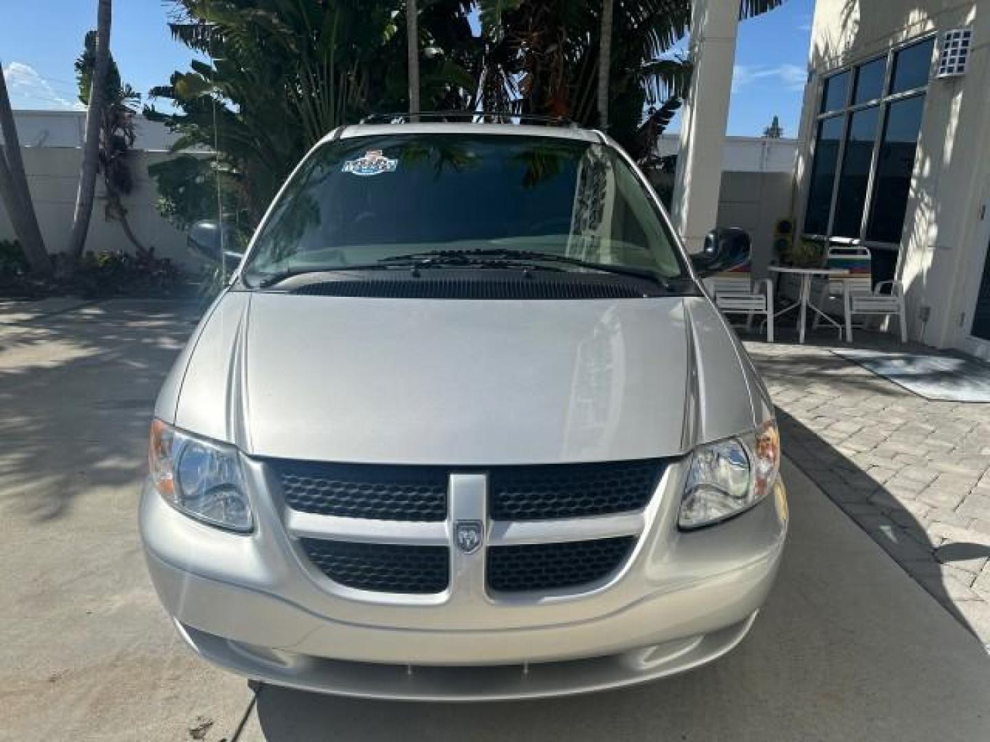 2003 Bright Silver Metallic /Taupe Dodge Caravan EX 1 OWNER FL LOW MILES 58,965 (2D4GP74L93R) with an 3.8L SMPI V6 Engine engine, Automatic transmission, located at 4701 North Dixie Hwy, Pompano Beach, FL, 33064, (954) 422-2889, 26.240938, -80.123474 - OUR WEBPAGE FLORIDACARS1.COM HAS OVER 100 PHOTOS AND FREE CARFAX LINK 2003 DODGE GRAND CARAVAN EX NO RECALLS VIN: 2D4GP74L93R244217 2 D 4 G P 7 4 L 9 3 R 2 4 4 2 1 7 VAN 3.8L V6 F OHV 12V GASOLINE FRONT WHEEL DRIVE NO RECALLS Top Features Alloy Wheels Quad Seats Cloth Seats Rear Air Conditioning Pow - Photo#32