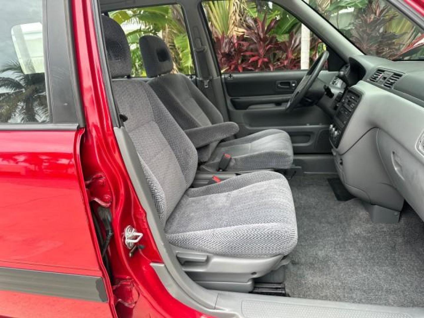 1998 San Marino Red /Gray Honda CR-V EX 4WD 1 OWNER FL LOW MILES 63,744 (JHLRD186XWC) with an 2.0L DOHC Aluminum Alloy 16-Valve I4 Engine 1998 engine, Automatic transmission, located at 4701 North Dixie Hwy, Pompano Beach, FL, 33064, (954) 422-2889, 26.240938, -80.123474 - OUR WEBPAGE FLORIDACARS1.COM HAS OVER 100 PHOTOS AND FREE CARFAX LINK 1998 HONDA CR-V EX VIN: JHLRD186XWC055088 J H L R D 1 8 6 X W C 0 5 5 0 8 8 4 DOOR WAGON/SPORT UTILITY 2.0L I4 F SOHC 16V GASOLINE ALL WHEEL DRIVE 54,819 Leadfoot Linda's, Inc. Avon, Colorado Avon, CO Avon, Colorado 970-476-1810 l - Photo#69