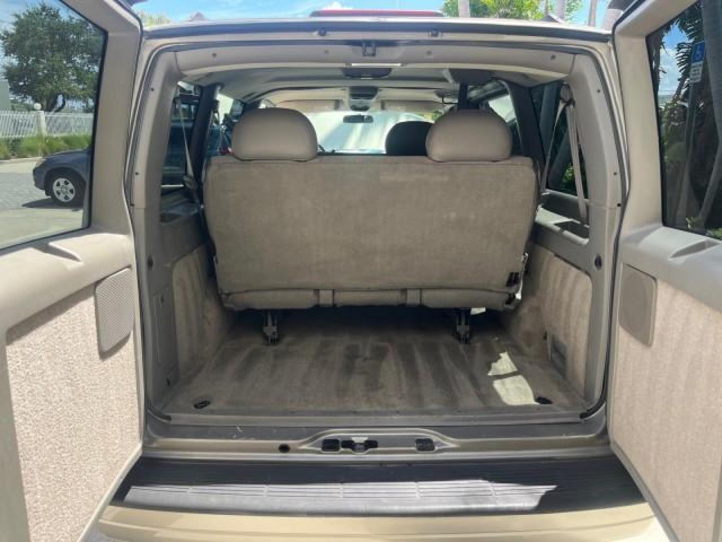 2002 Storm Gray Metallic /Pewter GMC Safari Passenger 7 PASS LOW MILES 58,918 (1GKDM19XX2B) with an 4.3L Vortec 4300 SFI V6 Engine engine, Automatic transmission, located at 4701 North Dixie Hwy, Pompano Beach, FL, 33064, (954) 422-2889, 26.240938, -80.123474 - OUR WEBPAGE FLORIDACARS1.COM HAS OVER 100 PHOTOS AND FREE CARFAX LINK 2002 GMC SAFARI SLE ROAD READY 4.3L V6 VIN: 1GKDM19XX2B506507 NO RECALLS VAN 1 OWNER SLE 4.3L V6 F OHV 12V LOW MILES 58,918 GASOLINE 7 PASSANGER REAR WHEEL DRIVE 15 SERVICE RECORDS Anti-Theft System Approach Lights Black Roof Rack - Photo#41