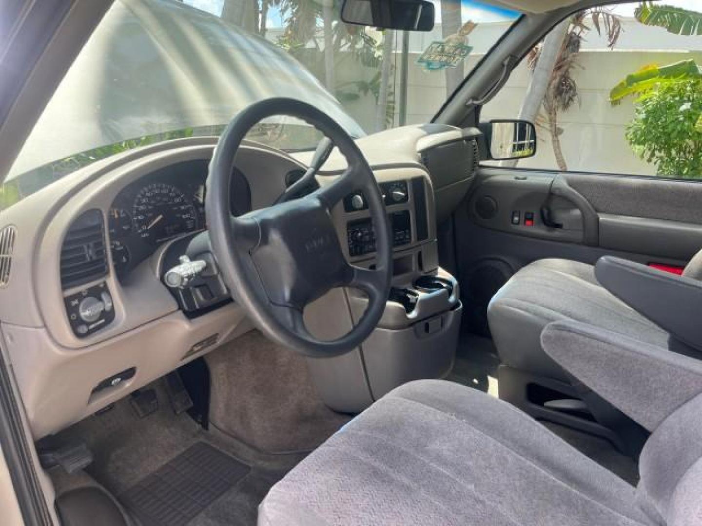 2002 Storm Gray Metallic /Pewter GMC Safari Passenger 7 PASS LOW MILES 58,918 (1GKDM19XX2B) with an 4.3L Vortec 4300 SFI V6 Engine engine, Automatic transmission, located at 4701 North Dixie Hwy, Pompano Beach, FL, 33064, (954) 422-2889, 26.240938, -80.123474 - OUR WEBPAGE FLORIDACARS1.COM HAS OVER 100 PHOTOS AND FREE CARFAX LINK 2002 GMC SAFARI SLE ROAD READY 4.3L V6 VIN: 1GKDM19XX2B506507 NO RECALLS VAN 1 OWNER SLE 4.3L V6 F OHV 12V LOW MILES 58,918 GASOLINE 7 PASSANGER REAR WHEEL DRIVE 15 SERVICE RECORDS Anti-Theft System Approach Lights Black Roof Rack - Photo#64