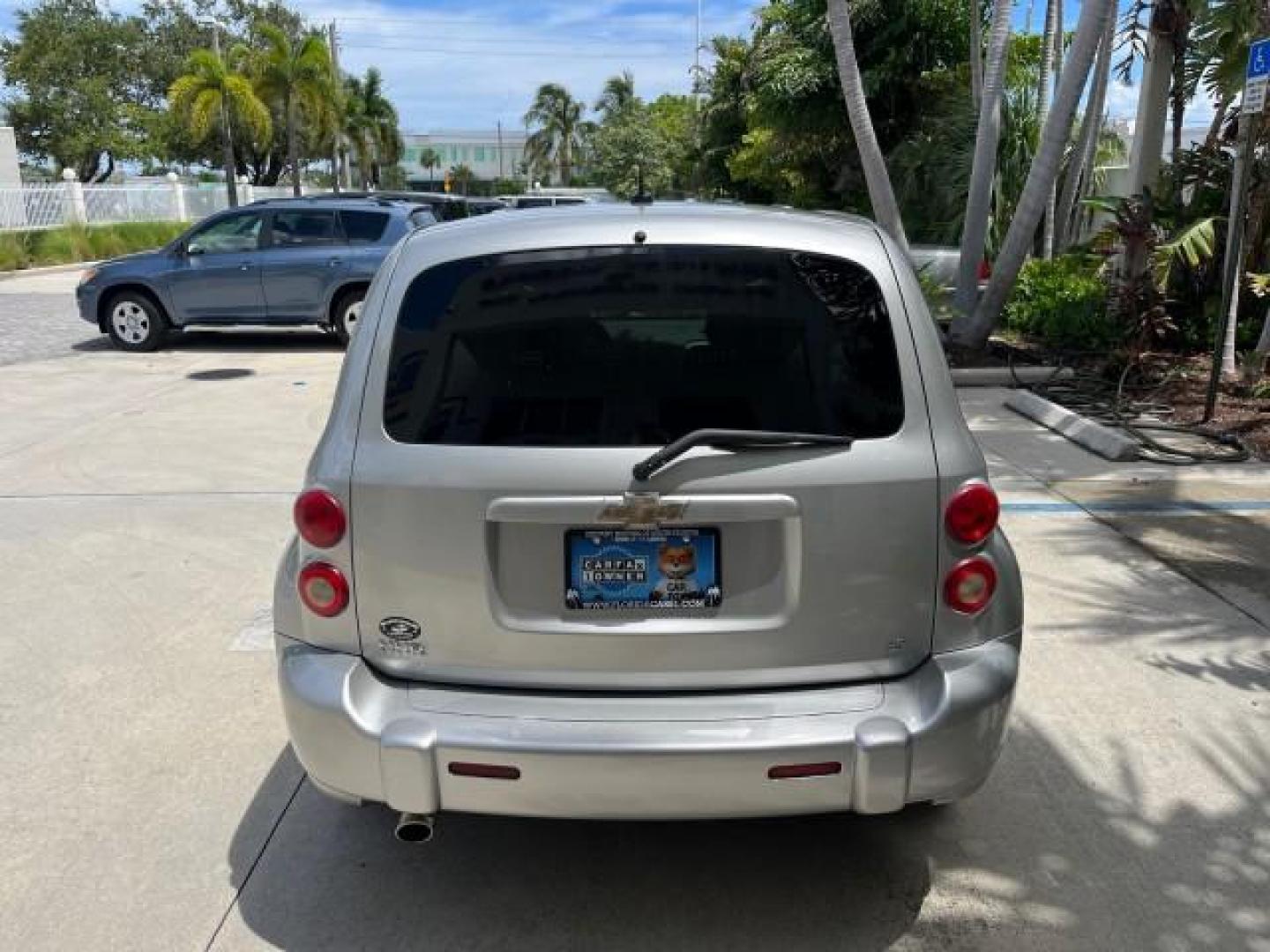 2008 Silverstone Metallic /Gray Chevrolet HHR 1 FL LT LOW MIES 70,435 (3GNCA23D88S) with an Ecotec 2.2L DOHC 16-Valve 4-Cyl SFI Engine engine, Automatic transmission, located at 4701 North Dixie Hwy, Pompano Beach, FL, 33064, (954) 422-2889, 26.240938, -80.123474 - OUR WEBPAGE FLORIDACARS1.COM HAS OVER 100 PHOTOS AND FREE CARFAX LINK 2008 CHEVROLET HHR LT ROAD READY 2.2L I4 VIN: 3GNCA23D88S680438 NO RECALLS 30 MPG 4 DOOR WAGON/SPORT UTILITY 1 OWNER FLORIDA 2.2L I4 F DOHC LOW MILES 70,435 GASOLINE POWER SEATS/MIRRORS FRONT WHEEL DRIVE 6 SERVICE RECORDS Adjustab - Photo#6