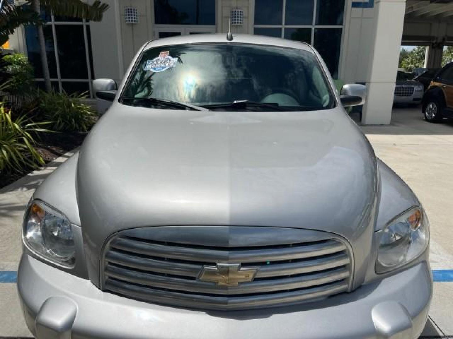 2008 Silverstone Metallic /Gray Chevrolet HHR 1 FL LT LOW MIES 70,435 (3GNCA23D88S) with an Ecotec 2.2L DOHC 16-Valve 4-Cyl SFI Engine engine, Automatic transmission, located at 4701 North Dixie Hwy, Pompano Beach, FL, 33064, (954) 422-2889, 26.240938, -80.123474 - OUR WEBPAGE FLORIDACARS1.COM HAS OVER 100 PHOTOS AND FREE CARFAX LINK 2008 CHEVROLET HHR LT ROAD READY 2.2L I4 VIN: 3GNCA23D88S680438 NO RECALLS 30 MPG 4 DOOR WAGON/SPORT UTILITY 1 OWNER FLORIDA 2.2L I4 F DOHC LOW MILES 70,435 GASOLINE POWER SEATS/MIRRORS FRONT WHEEL DRIVE 6 SERVICE RECORDS Adjustab - Photo#81