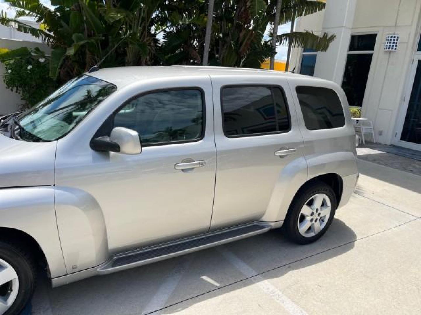 2008 Silverstone Metallic /Gray Chevrolet HHR 1 FL LT LOW MIES 70,435 (3GNCA23D88S) with an Ecotec 2.2L DOHC 16-Valve 4-Cyl SFI Engine engine, Automatic transmission, located at 4701 North Dixie Hwy, Pompano Beach, FL, 33064, (954) 422-2889, 26.240938, -80.123474 - OUR WEBPAGE FLORIDACARS1.COM HAS OVER 100 PHOTOS AND FREE CARFAX LINK 2008 CHEVROLET HHR LT ROAD READY 2.2L I4 VIN: 3GNCA23D88S680438 NO RECALLS 30 MPG 4 DOOR WAGON/SPORT UTILITY 1 OWNER FLORIDA 2.2L I4 F DOHC LOW MILES 70,435 GASOLINE POWER SEATS/MIRRORS FRONT WHEEL DRIVE 6 SERVICE RECORDS Adjustab - Photo#85