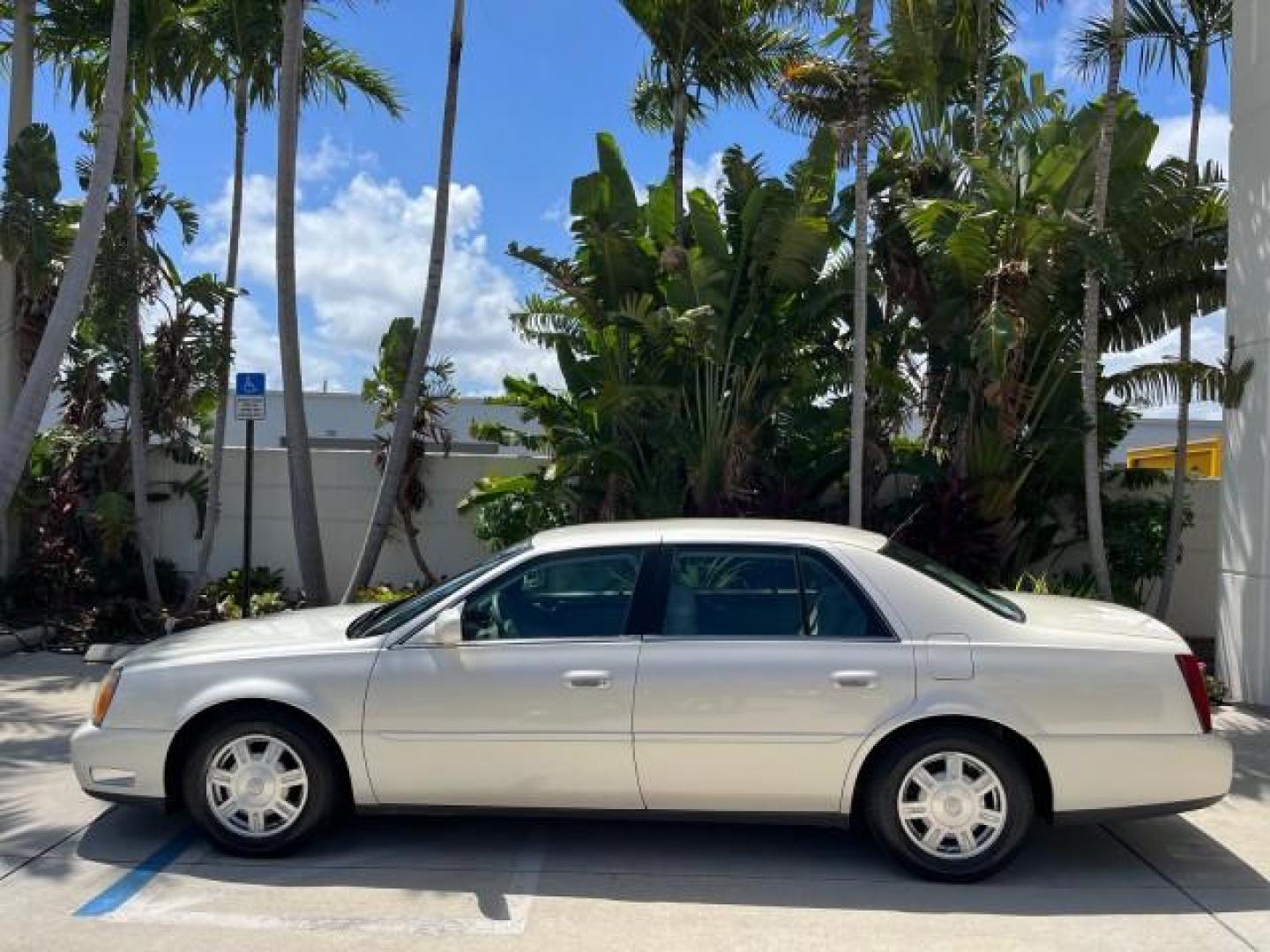 2003 White Diamond /Oatmeal Cadillac DeVille LOW MILES 48,021 (1G6KD54Y63U) with an 4.6L DOHC V8 Northstar Engine engine, Automatic transmission, located at 4701 North Dixie Hwy, Pompano Beach, FL, 33064, (954) 422-2889, 26.240938, -80.123474 - OUR WEBPAGE FLORIDACARS1.COM HAS OVER 100 PHOTOS AND FREE CARFAX LINK 2003 CADILLAC DEVILLE ROAD READY 4.6L V8 VIN: 1G6KD54Y63U260929 NO ACCIDENTS SEDAN 4 DR NO RECALLS DUAL AC 4.6L V8 F DOHC 32V 1 OWNER LEATHER GASOLINE LOW MILES 48,021 FRONT WHEEL DRIVE NEW $ 47,185 11 SERVICE RECORDS Air Suspensi - Photo#96