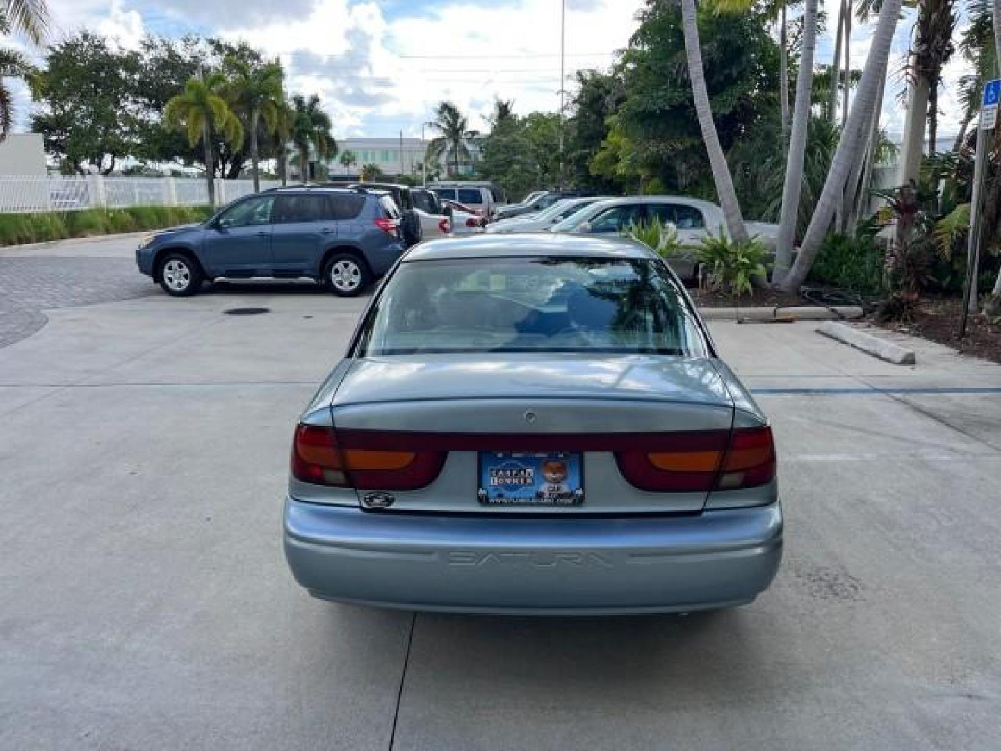 2002 Blue /Grey Saturn SL2 1 OWNER LOW MILES 79,900 (1G8ZK52782Z) with an 1.9L DOHC SPFI 16-Valve L4 Aluminum Engine engine, Automatic transmission, located at 4701 North Dixie Hwy, Pompano Beach, FL, 33064, (954) 422-2889, 26.240938, -80.123474 - OUR WEBPAGE FLORIDACARS1.COM HAS OVER 100 PHOTOS AND FREE CARFAX LINK 2002 SATURN S-SERIES SL2 ROAD READY 1.9L I4 VIN: 1G8ZK52782Z216972 NO ACCIDENTS SEDAN 4 DR NO RECALLS 1.9L I4 F DOHC 16V 1 OWNER 38 MPG GASOLINE LOW MILES 79,900 FRONT WHEEL DRIVE FWD Front Bucket Seats THIS IS ONE OF THE NICEST S - Photo#6