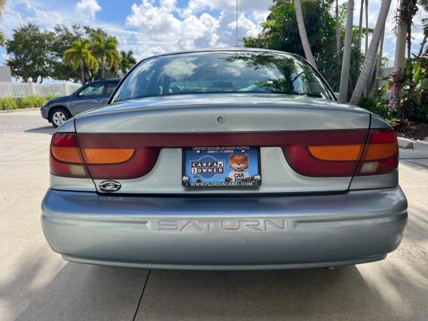 2002 Blue /Grey Saturn SL2 1 OWNER LOW MILES 79,900 (1G8ZK52782Z) with an 1.9L DOHC SPFI 16-Valve L4 Aluminum Engine engine, Automatic transmission, located at 4701 North Dixie Hwy, Pompano Beach, FL, 33064, (954) 422-2889, 26.240938, -80.123474 - OUR WEBPAGE FLORIDACARS1.COM HAS OVER 100 PHOTOS AND FREE CARFAX LINK 2002 SATURN S-SERIES SL2 ROAD READY 1.9L I4 VIN: 1G8ZK52782Z216972 NO ACCIDENTS SEDAN 4 DR NO RECALLS 1.9L I4 F DOHC 16V 1 OWNER 38 MPG GASOLINE LOW MILES 79,900 FRONT WHEEL DRIVE FWD Front Bucket Seats THIS IS ONE OF THE NICEST S - Photo#95