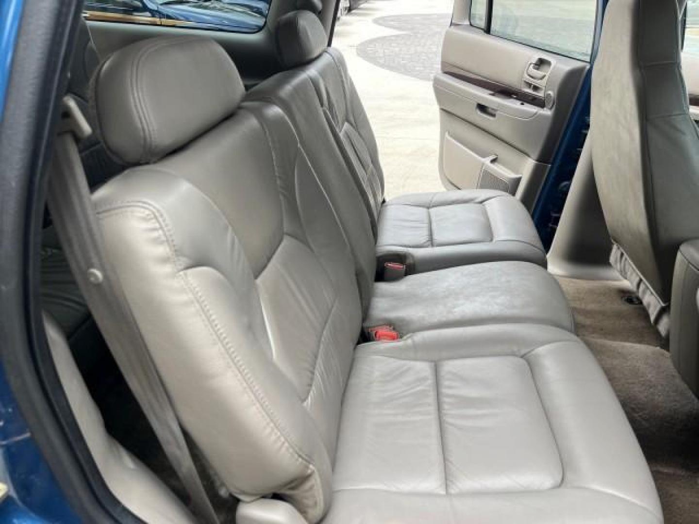 2001 Patriot Blue Pearl /Slate Gray/Taupe Dodge Durango 4WD 1 FL LOW MILES 39,516 (1B4HS28N41F) with an 4.7L SOHC SMPI V8 Magnum Engine engine, Automatic transmission, located at 4701 North Dixie Hwy, Pompano Beach, FL, 33064, (954) 422-2889, 26.240938, -80.123474 - OUR WEBPAGE FLORIDACARS1.COM HAS OVER 100 PHOTOS AND FREE CARFAX LINK 2001 DODGE DURANGO SLT ROAD READY 4.7L V8 VIN: 1B4HS28N41F637509 NO ACCIDENTS 4 DOOR WAGON/SPORT UTILITY 1 OWNER FLORIDA 4.7L V8 F OHV 4X4 ON DEMAND 4WD GASOLINE DUAL AC LOW MILES 39,516 REAR WHEEL DRIVE W/ 4X4 POWER SEATS 3 ROW L - Photo#29