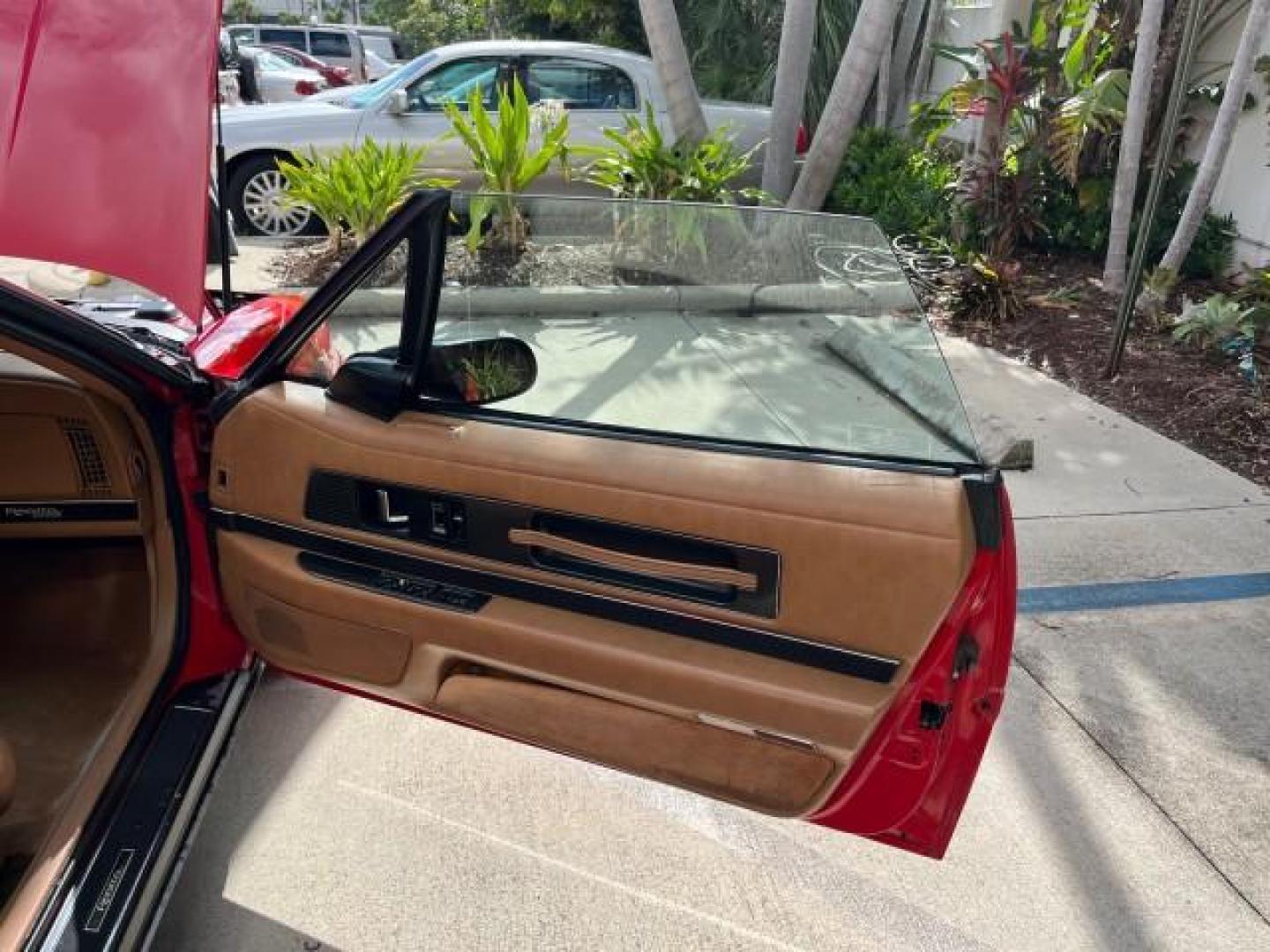 1990 RED /TAN Buick Reatta CONV 1 FL LOW MILES 58,135 (1G4EC33C9LB) with an 3.8L 3800 SFI V6 Engine engine, Automatic transmission, located at 4701 North Dixie Hwy, Pompano Beach, FL, 33064, (954) 422-2889, 26.240938, -80.123474 - OUR WEBPAGE FLORIDACARS1.COM HAS OVER 100 PHOTOS AND FREE CARFAX LINK 1990 BUICK REATTA ROAD READY 3.8L V6 VIN: 1G4EC33C9LB908410 CONVERTIBLE TOP CONVERTIBLE 1 OWNER FLORIDA 3.8L V6 F 12V THE BEST LOW MILES 58,135 GASOLINE POWER LEATHER SEATS FRONT WHEEL DRIVE NO RECALLS THIS IS ONE OF THE NICEST BU - Photo#11