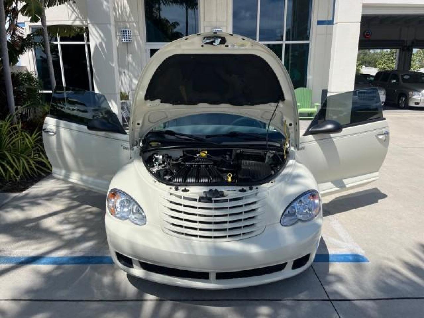 2006 Cool Vanilla /Pastel Slate Gray Chrysler PT Cruiser CONV LOW MILES 82,699 (3C3JY45X66T) with an 2.4L DOHC SMPI 16-Valve I4 Engine engine, Automatic transmission, located at 4701 North Dixie Hwy, Pompano Beach, FL, 33064, (954) 422-2889, 26.240938, -80.123474 - OUR WEBPAGE FLORIDACARS1.COM HAS OVER 100 PHOTOS AND FREE CARFAX LINK 2006 CHRYSLER PT CRUISER ROAD READY 2.4L I4 VIN: 3C3JY45X66T341915 NO RECALLS 29 MPG CONVERTIBLE FLORIDA OWNER 2.4L I4 F DOHC 16V BLUETOOTH LOW MILES 82,699 GASOLINE NAVIGATION POWER CONVERTIBLE TOP FRONT WHEEL DRIVE BACK UP CAMER - Photo#16