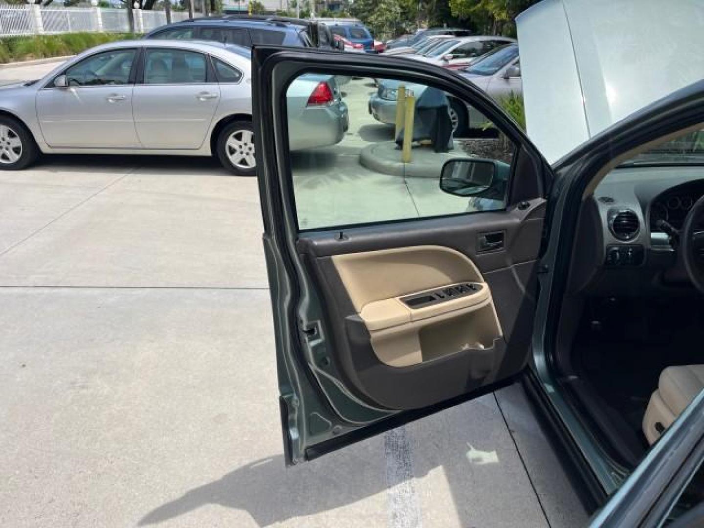 2008 Titanium Green Metallic /Camel Ford Taurus X 1 FL SEL LOW MILES 65,186 3RD ROW (1FMDK02W48G) with an 3.5L SMPI 24-Valve V6 Duratec Engine engine, Automatic transmission, located at 4701 North Dixie Hwy, Pompano Beach, FL, 33064, (954) 422-2889, 26.240938, -80.123474 - OUR WEBPAGE FLORIDACARS1.COM HAS OVER 100 PHOTOS AND FREE CARFAX LINK 2008 FORD TAURUS X SEL ROAD READY 3.5L V6 VIN: 1FMDK02W48GA18867 NO RECALLS 24 MPG 4 DOOR WAGON/SPORT UTILITY 1 OWNER FLORIDA 3.5L V6 F 3 ROW SEATS GASOLINE LOW MILES 65,186 FRONT WHEEL DRIVE POWER SEATS/MIRRORS 9 SERVICE RECORDS - Photo#9