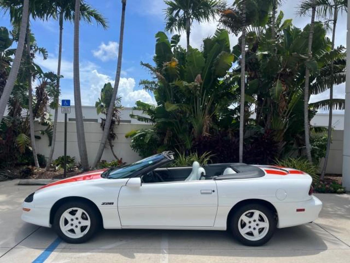 1997 Arctic White /Arctic White Chevrolet Camaro 1 FL Z28 CONV LOW MILES 26,311 (2G1FP32P1V2) with an 5.7L SFI V8 Engine engine, Automatic transmission, located at 4701 North Dixie Hwy, Pompano Beach, FL, 33064, (954) 422-2889, 26.240938, -80.123474 - OUR WEBPAGE FLORIDACARS1.COM HAS OVER 100 PHOTOS AND FREE CARFAX LINK 1997 CHEVROLET CAMARO Z28 ROAD READY 5.7L V8 VIN: 2G1FP32P1V2111351 Z28 NO ACCIDENTS CONVERTIBLE NO RECALLS 27 MPG 5.7L V8 F OHV 16V VERY CLEAN POWER CONVERTIBLE TOP GASOLINE LOW MILES 26,311 REAR WHEEL DRIVE 1 OWNER FLORIDA POWER - Photo#99