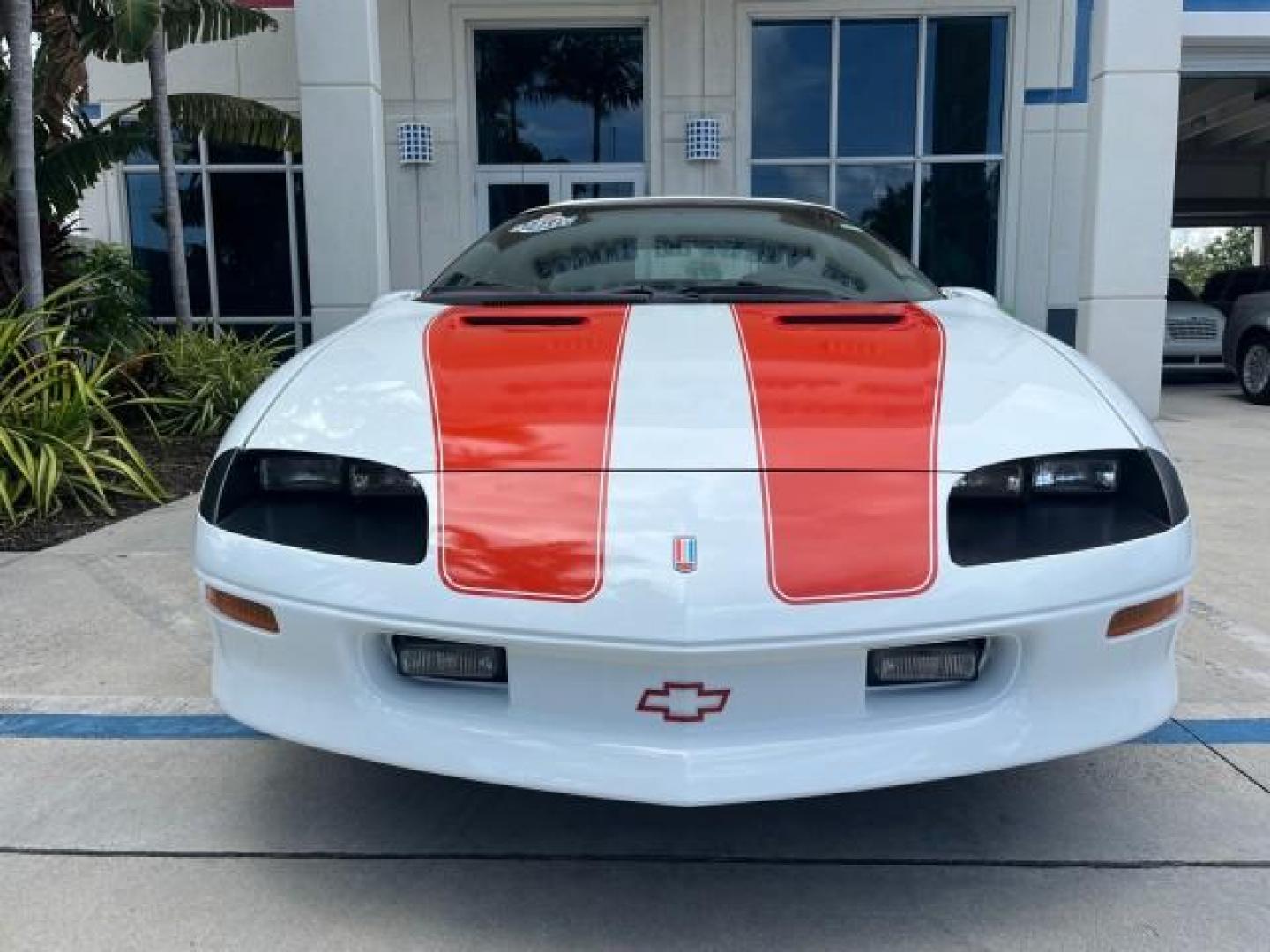 1997 Arctic White /Arctic White Chevrolet Camaro 1 FL Z28 CONV LOW MILES 26,311 (2G1FP32P1V2) with an 5.7L SFI V8 Engine engine, Automatic transmission, located at 4701 North Dixie Hwy, Pompano Beach, FL, 33064, (954) 422-2889, 26.240938, -80.123474 - OUR WEBPAGE FLORIDACARS1.COM HAS OVER 100 PHOTOS AND FREE CARFAX LINK 1997 CHEVROLET CAMARO Z28 ROAD READY 5.7L V8 VIN: 2G1FP32P1V2111351 Z28 NO ACCIDENTS CONVERTIBLE NO RECALLS 27 MPG 5.7L V8 F OHV 16V VERY CLEAN POWER CONVERTIBLE TOP GASOLINE LOW MILES 26,311 REAR WHEEL DRIVE 1 OWNER FLORIDA POWER - Photo#73