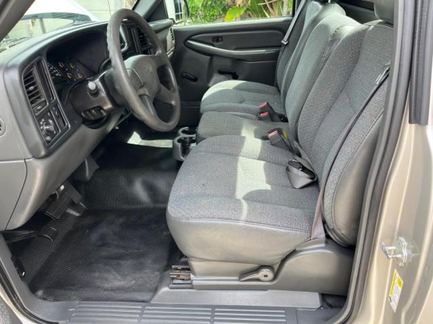 2007 Graystone Metallic /Medium Gray Chevrolet Silverado 1500 Classic Work Truck LOW MILES 88,529 (1GCEC14X67Z) with an 4.3L Vortec 1000 V6 MFI Engine engine, Automatic transmission, located at 4701 North Dixie Hwy, Pompano Beach, FL, 33064, (954) 422-2889, 26.240938, -80.123474 - OUR WEBPAGE FLORIDACARS1.COM HAS OVER 100 PHOTOS AND FREE CARFAX LINK 2007 CHEVROLET SILVERADO 1500 CLASSIC WORK TRUCK WORK READY 4.3L V6 VIN: 1GCEC14X67Z197997 NO ACCIDENTS PICKUP NO RECALLS 4.3L V6 F 1 OWNER GASOLINE LOW MILES 88,529 REAR WHEEL DRIVE 6.6 FT BED Anti-Theft System Electronic Braking - Photo#31