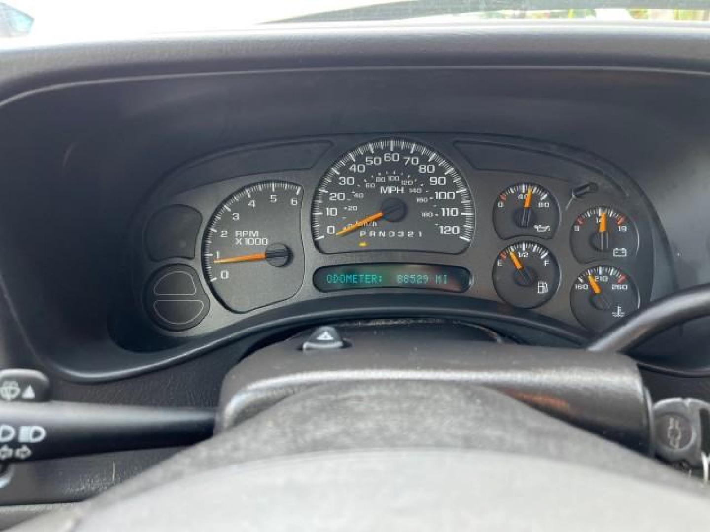 2007 Graystone Metallic /Medium Gray Chevrolet Silverado 1500 Classic Work Truck LOW MILES 88,529 (1GCEC14X67Z) with an 4.3L Vortec 1000 V6 MFI Engine engine, Automatic transmission, located at 4701 North Dixie Hwy, Pompano Beach, FL, 33064, (954) 422-2889, 26.240938, -80.123474 - OUR WEBPAGE FLORIDACARS1.COM HAS OVER 100 PHOTOS AND FREE CARFAX LINK 2007 CHEVROLET SILVERADO 1500 CLASSIC WORK TRUCK WORK READY 4.3L V6 VIN: 1GCEC14X67Z197997 NO ACCIDENTS PICKUP NO RECALLS 4.3L V6 F 1 OWNER GASOLINE LOW MILES 88,529 REAR WHEEL DRIVE 6.6 FT BED Anti-Theft System Electronic Braking - Photo#41