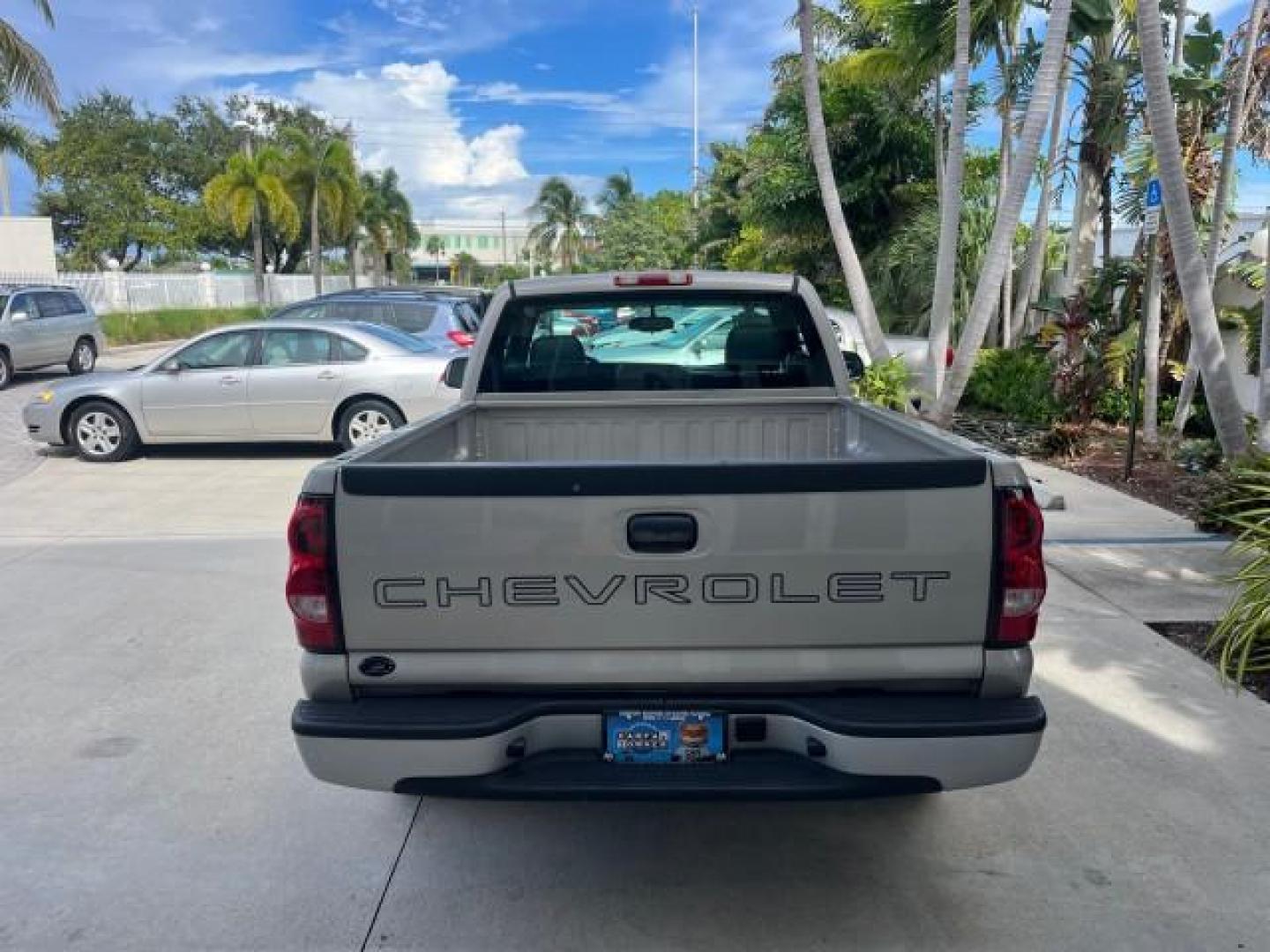 2007 Graystone Metallic /Medium Gray Chevrolet Silverado 1500 Classic Work Truck LOW MILES 88,529 (1GCEC14X67Z) with an 4.3L Vortec 1000 V6 MFI Engine engine, Automatic transmission, located at 4701 North Dixie Hwy, Pompano Beach, FL, 33064, (954) 422-2889, 26.240938, -80.123474 - OUR WEBPAGE FLORIDACARS1.COM HAS OVER 100 PHOTOS AND FREE CARFAX LINK 2007 CHEVROLET SILVERADO 1500 CLASSIC WORK TRUCK WORK READY 4.3L V6 VIN: 1GCEC14X67Z197997 NO ACCIDENTS PICKUP NO RECALLS 4.3L V6 F 1 OWNER GASOLINE LOW MILES 88,529 REAR WHEEL DRIVE 6.6 FT BED Anti-Theft System Electronic Braking - Photo#75