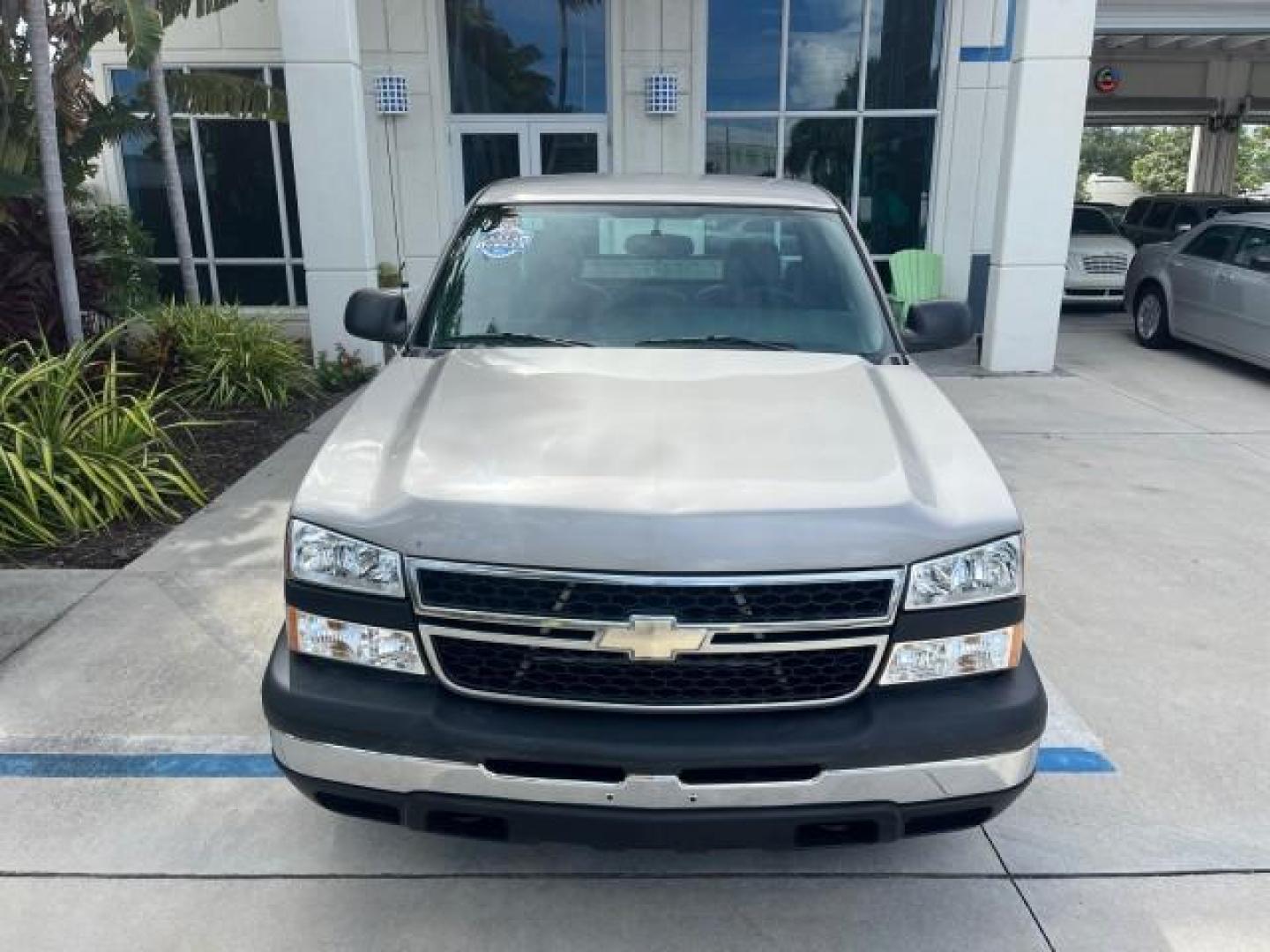 2007 Graystone Metallic /Medium Gray Chevrolet Silverado 1500 Classic Work Truck LOW MILES 88,529 (1GCEC14X67Z) with an 4.3L Vortec 1000 V6 MFI Engine engine, Automatic transmission, located at 4701 North Dixie Hwy, Pompano Beach, FL, 33064, (954) 422-2889, 26.240938, -80.123474 - OUR WEBPAGE FLORIDACARS1.COM HAS OVER 100 PHOTOS AND FREE CARFAX LINK 2007 CHEVROLET SILVERADO 1500 CLASSIC WORK TRUCK WORK READY 4.3L V6 VIN: 1GCEC14X67Z197997 NO ACCIDENTS PICKUP NO RECALLS 4.3L V6 F 1 OWNER GASOLINE LOW MILES 88,529 REAR WHEEL DRIVE 6.6 FT BED Anti-Theft System Electronic Braking - Photo#86