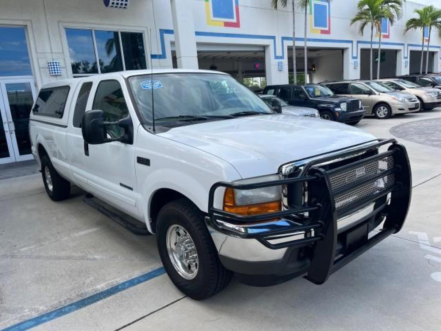 2001 Oxford White /Medium Parchment Ford Super Duty F-250 Lariat LOW MILES 71,725 (3FTNX20F21M) with an 7.3L DI V8 Turbo-Diesel Power Stroke Engine engine, Automatic transmission, located at 4701 North Dixie Hwy, Pompano Beach, FL, 33064, (954) 422-2889, 26.240938, -80.123474 - OUR WEBPAGE FLORIDACARS1.COM HAS OVER 100 PHOTOS AND FREE CARFAX LINK 2001 FORD F-250 SUPER DUTY LARIAT ROAD READY WORK READY VIN: 3FTNX20F21MA60359 NO ACCIDENTS NO RECALLS 4 DOOR EXTENDED CAB PICKUP 7.3L V8 TURBO DIESEL 7.3L V8 F LOW MILES 71,725 DIESEL POWER SEATS 8.2 FT BED REAR WHEEL DRIVE 18 SE - Photo#66