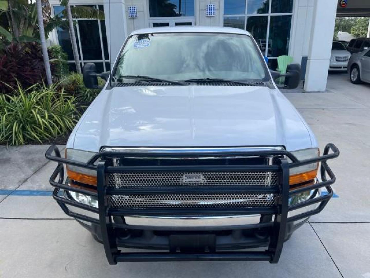 2001 Oxford White /Medium Parchment Ford Super Duty F-250 Lariat LOW MILES 71,725 (3FTNX20F21M) with an 7.3L DI V8 Turbo-Diesel Power Stroke Engine engine, Automatic transmission, located at 4701 North Dixie Hwy, Pompano Beach, FL, 33064, (954) 422-2889, 26.240938, -80.123474 - OUR WEBPAGE FLORIDACARS1.COM HAS OVER 100 PHOTOS AND FREE CARFAX LINK 2001 FORD F-250 SUPER DUTY LARIAT ROAD READY WORK READY VIN: 3FTNX20F21MA60359 NO ACCIDENTS NO RECALLS 4 DOOR EXTENDED CAB PICKUP 7.3L V8 TURBO DIESEL 7.3L V8 F LOW MILES 71,725 DIESEL POWER SEATS 8.2 FT BED REAR WHEEL DRIVE 18 SE - Photo#71