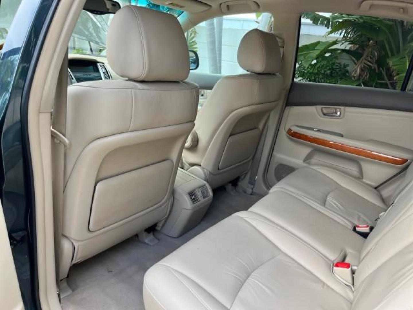 2005 Millennium Silver Metallic /Ivory Lexus RX 330 AWD LOW MILES 58,057 (2T2HA31U15C) with an 3.3L DOHC MPI 24-Valve V6 Engine engine, Automatic transmission, located at 4701 North Dixie Hwy, Pompano Beach, FL, 33064, (954) 422-2889, 26.240938, -80.123474 - OUR WEBPAGE FLORIDACARS1.COM HAS OVER 100 PHOTOS AND FREE CARFAX LINK 2005 LEXUS RX 330 ROAD READY 3.3L V6 VIN: 2T2HA31U15C061157 NO ACCIDENTS AWD 4 DOOR WAGON/SPORT UTILITY NO RECALLS 3.3L V6 F 24V POWER LIFTGATE POWER LEATHER SEATS GASOLINE AWD POWER SUNROOF ALL WHEEL DRIVE LOW MILES 58,057 32 SER - Photo#40