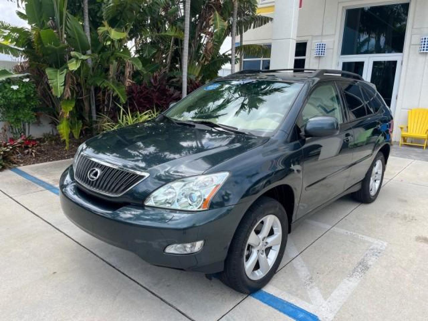 2005 Millennium Silver Metallic /Ivory Lexus RX 330 AWD LOW MILES 58,057 (2T2HA31U15C) with an 3.3L DOHC MPI 24-Valve V6 Engine engine, Automatic transmission, located at 4701 North Dixie Hwy, Pompano Beach, FL, 33064, (954) 422-2889, 26.240938, -80.123474 - OUR WEBPAGE FLORIDACARS1.COM HAS OVER 100 PHOTOS AND FREE CARFAX LINK 2005 LEXUS RX 330 ROAD READY 3.3L V6 VIN: 2T2HA31U15C061157 NO ACCIDENTS AWD 4 DOOR WAGON/SPORT UTILITY NO RECALLS 3.3L V6 F 24V POWER LIFTGATE POWER LEATHER SEATS GASOLINE AWD POWER SUNROOF ALL WHEEL DRIVE LOW MILES 58,057 32 SER - Photo#78