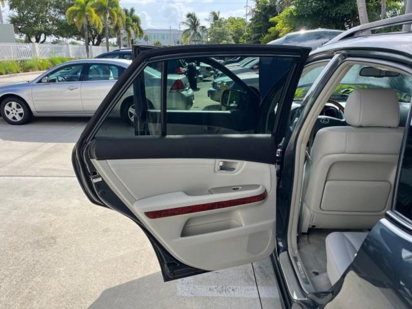 2007 Flint Mica /Light Gray Lexus RX 350 NAV LOW MILES 35,598 (2T2GK31U17C) with an 3.5L DOHC SMPI 24-Valve V6 Engine engine, Automatic transmission, located at 4701 North Dixie Hwy, Pompano Beach, FL, 33064, (954) 422-2889, 26.240938, -80.123474 - OUR WEBPAGE FLORIDACARS1.COM HAS OVER 100 PHOTOS AND FREE CARFAX LINK 2007 LEXUS RX 350 NEW $48,231 ROAD READY VIN: 2T2GK31U17C019745 NO ACCIDENTS NO RECALLS 4 DOOR WAGON/SPORT UTILITY LOW MILES 35,598 3.5L V6 3.5L V6 F DOHC 24V POWER LEATHER SEATS DUAL AC GASOLINE POWER SUNROOF/LIFTGATE FRONT WHEEL - Photo#13