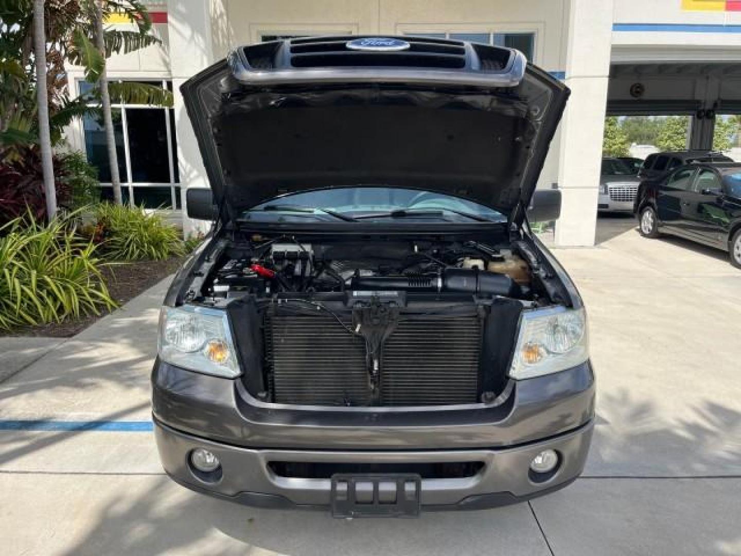 2008 Dark Shadow Grey Metallic /Flint Ford F-150 1 FL STX LOW MILES 86,909 (1FTRF12W48K) with an 4.6L EFI V8 Engine engine, Automatic transmission, located at 4701 North Dixie Hwy, Pompano Beach, FL, 33064, (954) 422-2889, 26.240938, -80.123474 - OUR WEBPAGE FLORIDACARS1.COM HAS OVER 100 PHOTOS AND FREE CARFAX LINK 2008 FORD F-150 STX ROAD READY WORK READY VIN: 1FTRF12W48KD62331 NO ACCIDENTS 4.6L V8 PICKUP NO RECALLS 6.6 FT BED 4.6L V8 F SOHC LOW MILES 86,909 GASOLINE 1 OWNER FLORIDA REAR WHEEL DRIVE 15 SERVICE RECORDS 4X2 6.6' Bed Length An - Photo#64