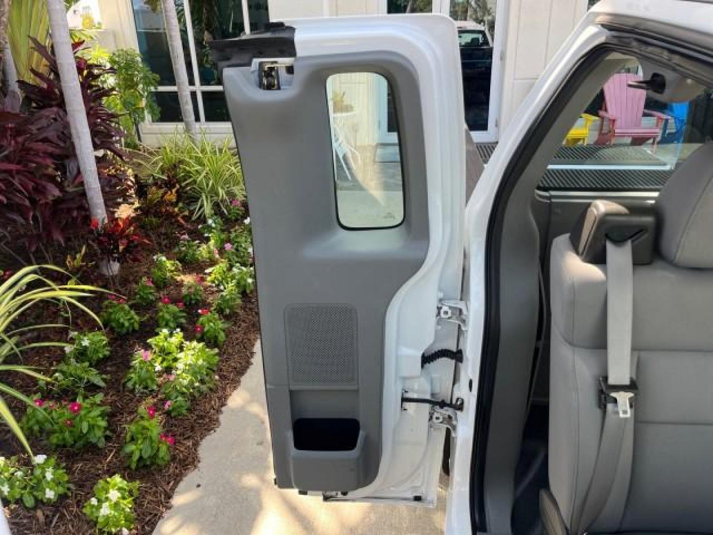 2005 Oxford White /Flint Ford F-150 1 FL XL LOW MILES 63,772 (1FTRF12245N) with an 4.2L EFI V6 Engine engine, Automatic transmission, located at 4701 North Dixie Hwy, Pompano Beach, FL, 33064, (954) 422-2889, 26.240938, -80.123474 - OUR WEBPAGE FLORIDACARS1.COM HAS OVER 100 PHOTOS AND FREE CARFAX LINK 2005 FORD F-150 XL ROAD READY WORK READY VIN: 1FTRF12245NA98700 NO ACCIDENTS 4,2L V6 4.2L V6 F OHV NO RECALLS 8.0 FT BED GASOLINE 1 OWNER FLORIDA REAR WHEEL DRIVE VERY CLEAN LOW MILES 63,772 ABS Brakes Air Conditioning CD Audio AM - Photo#15