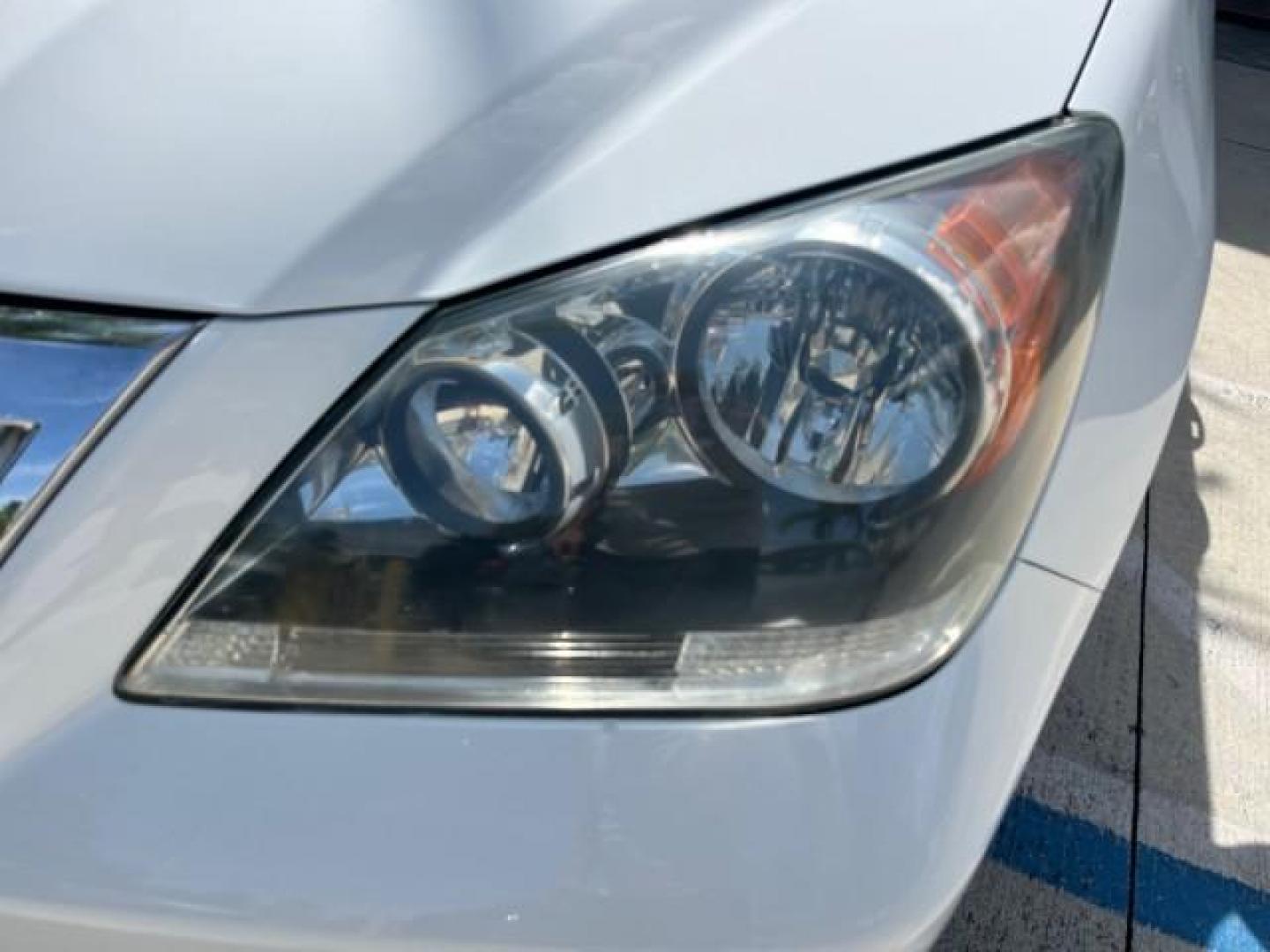 2010 Taffeta White /Ivory Honda Odyssey 1 FL EX-L LOW MILES 60,630 (5FNRL3H69AB) with an 3.5L SOHC MPFI 24-Valve i-VTEC V6 Engine engine, Automatic transmission, located at 4701 North Dixie Hwy, Pompano Beach, FL, 33064, (954) 422-2889, 26.240938, -80.123474 - OUR WEBPAGE FLORIDACARS1.COM HAS OVER 100 PHOTOS AND FREE CARFAX LINK 2010 HONDA ODYSSEY EX-L ROAD READY 3.5L V6 VIN: 5FNRL3H69AB062878 POWER LIFTGATE NO ACCIDENTS NO RECALLS VAN 1 OWNER FLORIDA 3 ROW LEATHER SEATS 3.5L V6 F SOHC 24V LOW MILES 60,630 POWER SUNROOF GASOLINE BACK UP CAMERA POWER SLIDI - Photo#79