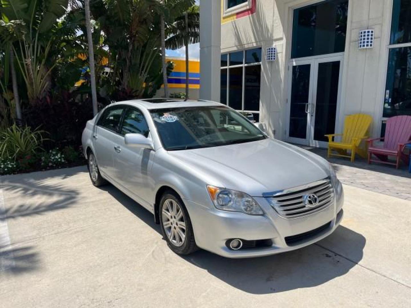 2008 Classic Silver Metallic /Graphite Toyota Avalon 1 FL Limited LOW MILES 80,351 (4T1BK36B88U) with an 3.5L DOHC EFI 24-Valve V6 Engine engine, Automatic transmission, located at 4701 North Dixie Hwy, Pompano Beach, FL, 33064, (954) 422-2889, 26.240938, -80.123474 - OUR WEBPAGE FLORIDACARS1.COM HAS OVER 100 PHOTOS AND FREE CARFAX LINK 2008 TOYOTA AVALON TOURING LIMITED ROAD READY 3.5L V6 VIN: 4T1BK36B88U293675 PUSH START BUTTON NO ACCIDENTS 28 MPG SEDAN 4 DR COOLED/HEATED SEATS NO RECALLS 3.5L V6 F DOHC 24V NAVIGATION 1 OWNER FLORIDA GASOLINE POWER SUNROOF LOW - Photo#1