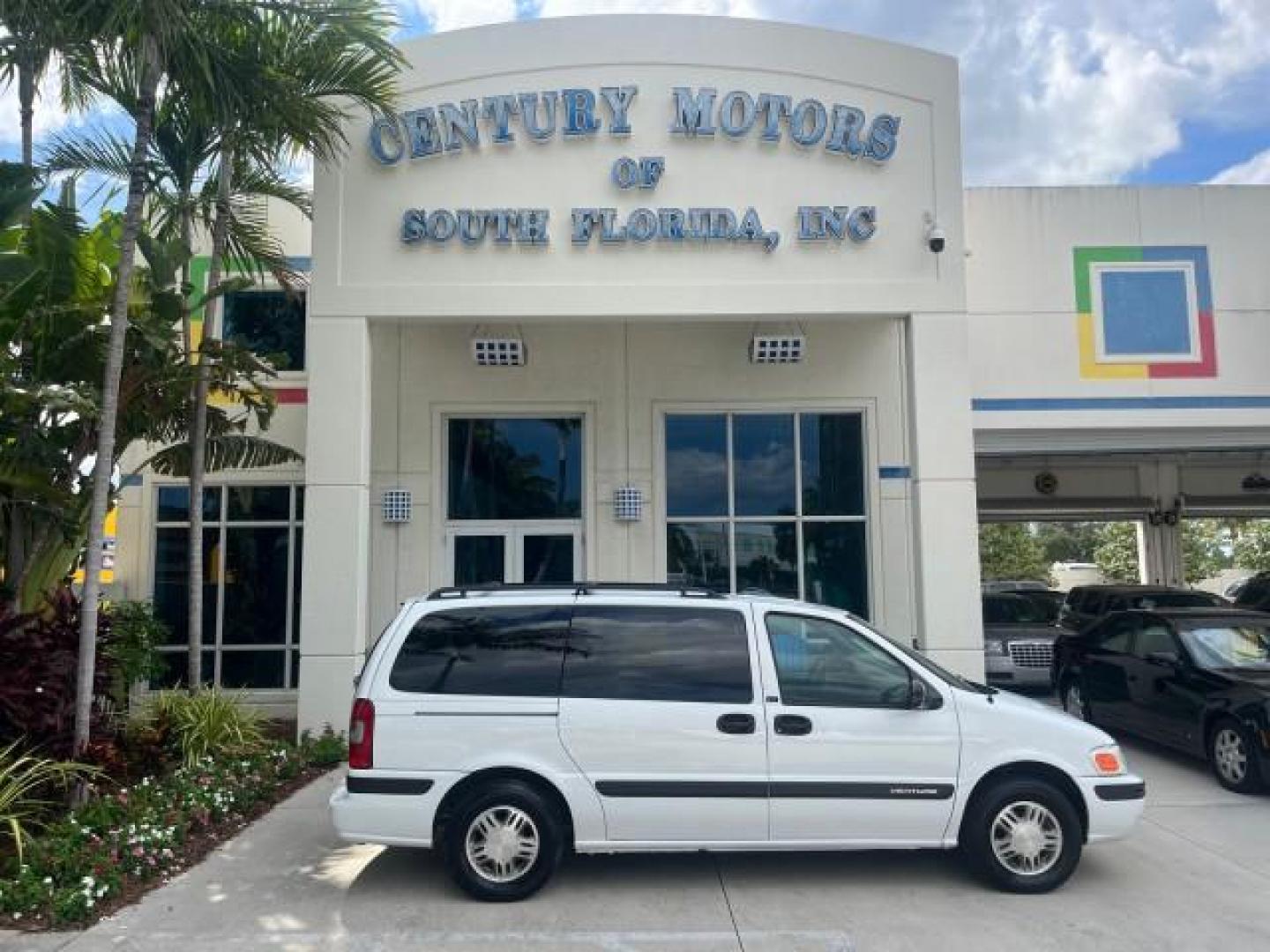 2002 Bright White /Neutral Chevrolet Venture LOW MILES 70,094 1 FL LT LEATHER LOW MILES 70,094 (1GNDX03E42D) with an 3.4L SFI V6 Engine engine, Automatic transmission, located at 4701 North Dixie Hwy, Pompano Beach, FL, 33064, (954) 422-2889, 26.240938, -80.123474 - OUR WEBPAGE FLORIDACARS1.COM HAS OVER 100 PHOTOS AND FREE CARFAX LINK 2002 CHEVROLET VENTURE LS ROAD READY 3.4L V6 VIN: 1GNDX03E42D210818 NO RECALLS 26 MPG VAN 1 OWNER FLORIDA 3.4L V6 F OHV 12V 3 ROW LEATHER SEATS GASOLINE DUAL AC LOW MILES 70,094 FRONT WHEEL DRIVE POWER SLIDING DOORS 17 SERVICE REC - Photo#0