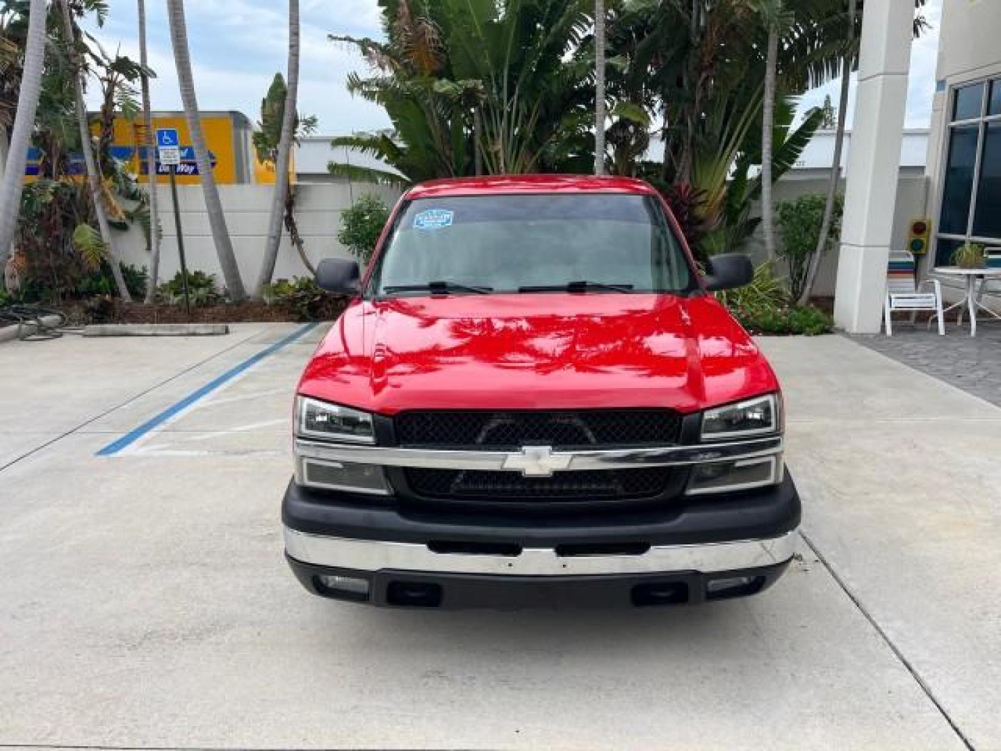 2005 Sport Red Metallic /Medium Gray Chevrolet Silverado 1500 4 DR LOW MILES 79,987 (1GCEC19X25Z) with an 4.3L Vortec 4300 V6 MFI Engine engine, Automatic transmission, located at 4701 North Dixie Hwy, Pompano Beach, FL, 33064, (954) 422-2889, 26.240938, -80.123474 - OUR WEBPAGE FLORIDACARS1.COM HAS OVER 100 PHOTOS AND FREE CARFAX LINK 2005 CHEVROLET SILVERADO 1500 ROAD READY WORK READY VIN: 1GCEC19X25Z205566 NO ACCIDENTS 6,6 FT BED 4 DOOR EXTENDED CAB PICKUP NO RECALLS 4.3L V6 4.3L V6 F FLORIDA OWNER GASOLINE BLUETOOTH LOW MILES 79,987 REAR WHEEL DRIVE BACK UP - Photo#2