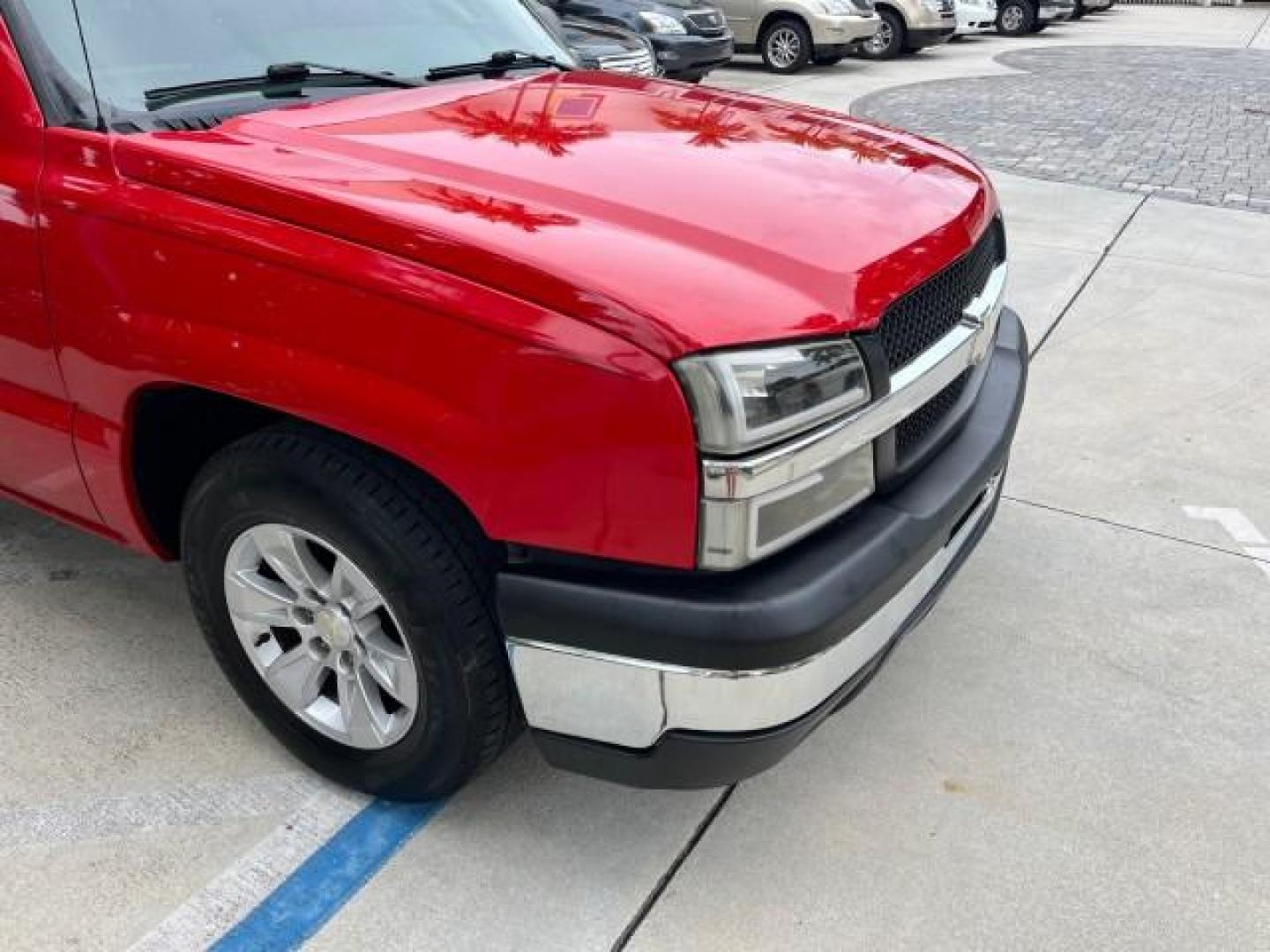 2005 Sport Red Metallic /Medium Gray Chevrolet Silverado 1500 4 DR LOW MILES 79,987 (1GCEC19X25Z) with an 4.3L Vortec 4300 V6 MFI Engine engine, Automatic transmission, located at 4701 North Dixie Hwy, Pompano Beach, FL, 33064, (954) 422-2889, 26.240938, -80.123474 - OUR WEBPAGE FLORIDACARS1.COM HAS OVER 100 PHOTOS AND FREE CARFAX LINK 2005 CHEVROLET SILVERADO 1500 ROAD READY WORK READY VIN: 1GCEC19X25Z205566 NO ACCIDENTS 6,6 FT BED 4 DOOR EXTENDED CAB PICKUP NO RECALLS 4.3L V6 4.3L V6 F FLORIDA OWNER GASOLINE BLUETOOTH LOW MILES 79,987 REAR WHEEL DRIVE BACK UP - Photo#67